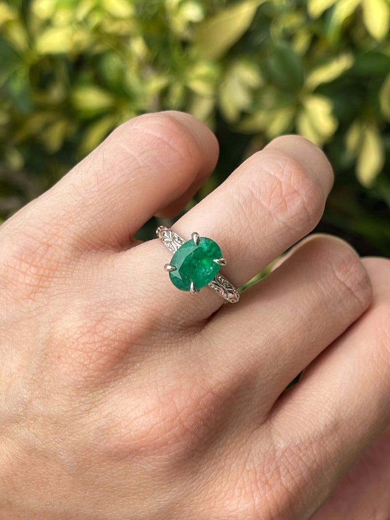 Stunning 3.11ct Oval Emerald Solitaire in Dark Green, Crafted in 14K White Gold