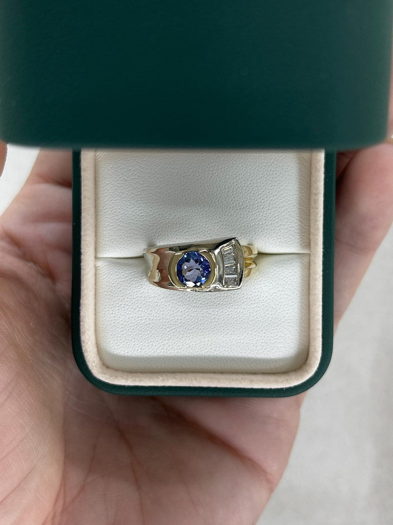 1.12tcw 14K Two-Toned Gold Tanzanite & Diamond Ring - Vivid Violet Round Cut