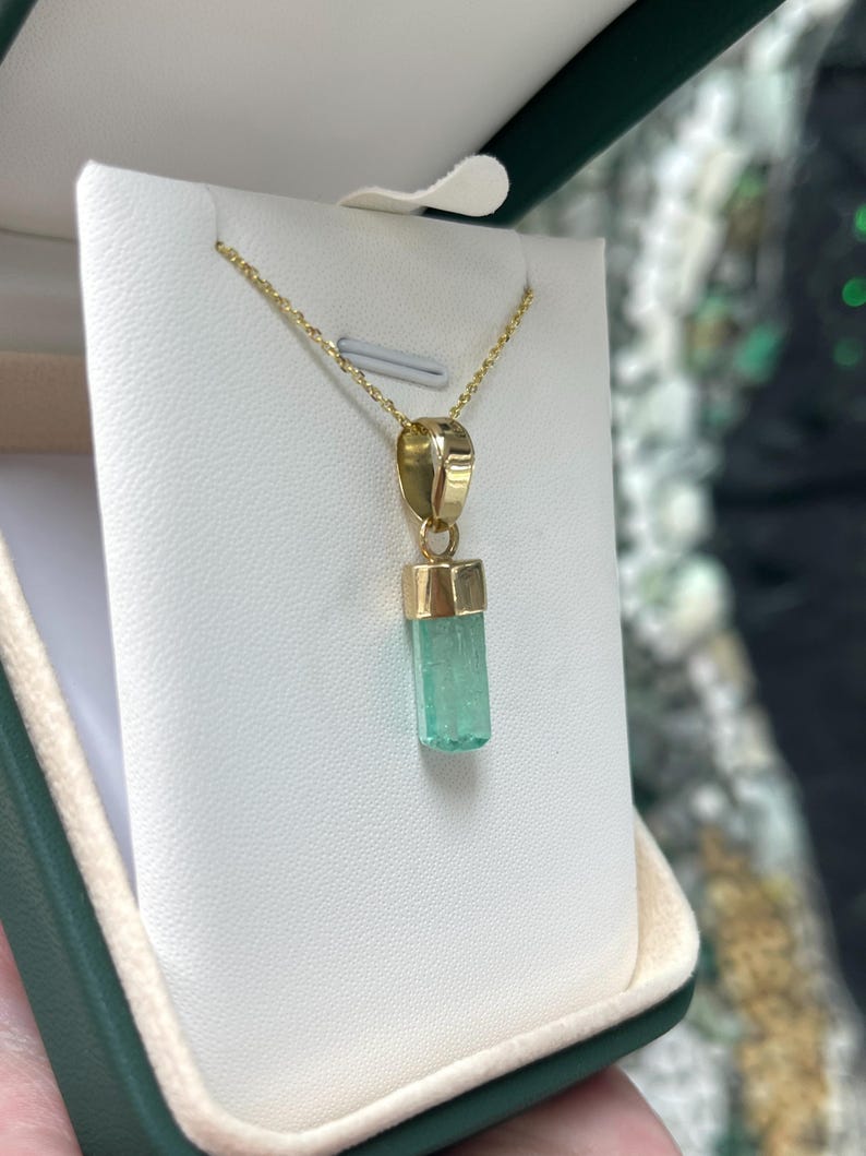 Natural Rough Colombian Emerald Pendant, 4.51ct, in 18K Yellow Gold