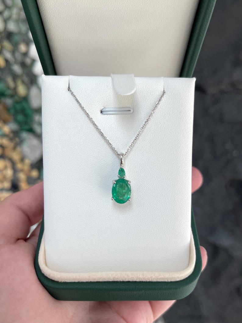 Elegant 2.85tcw Oval and Pear Emerald Duo Pendant Necklace in 14K Gold