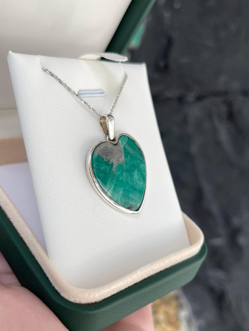 925 Sterling Silver Pendant with Natural Emerald Rough in Matrix Heart Design