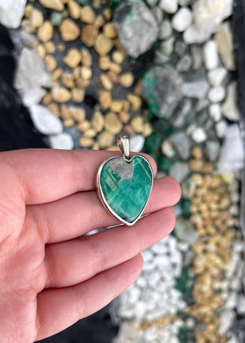 Colombian Emerald in Matrix Heart Pendant Bezel Set Natural Emerald Rough Gem 925