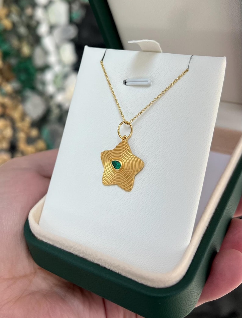 Bezel-Set 0.20ct Natural Pear-Cut Emerald in 14K Gold Star Pendant