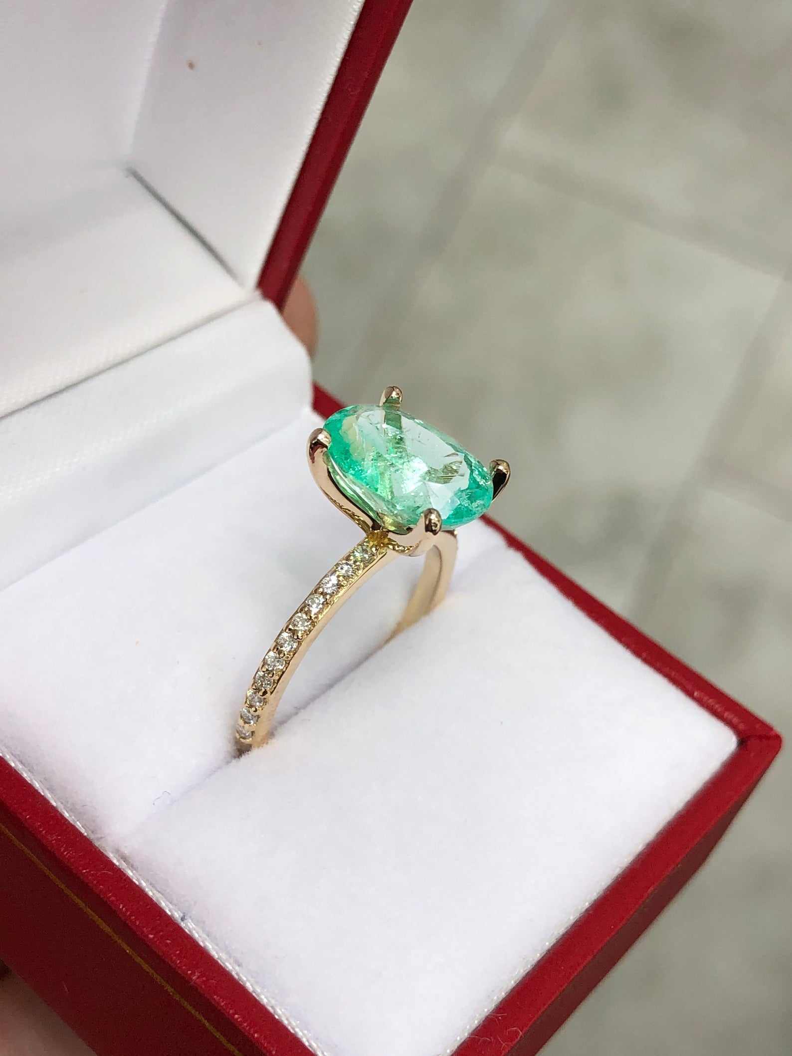 3.10tcw Oval Colombian Emerald & Diamond Accent Shank Engagement Ring 14K