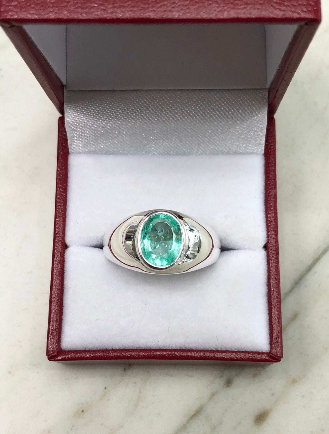 1.85 Carats Emerald Mens Solitaire Emerald Oval Silver Signet Bezel Ri