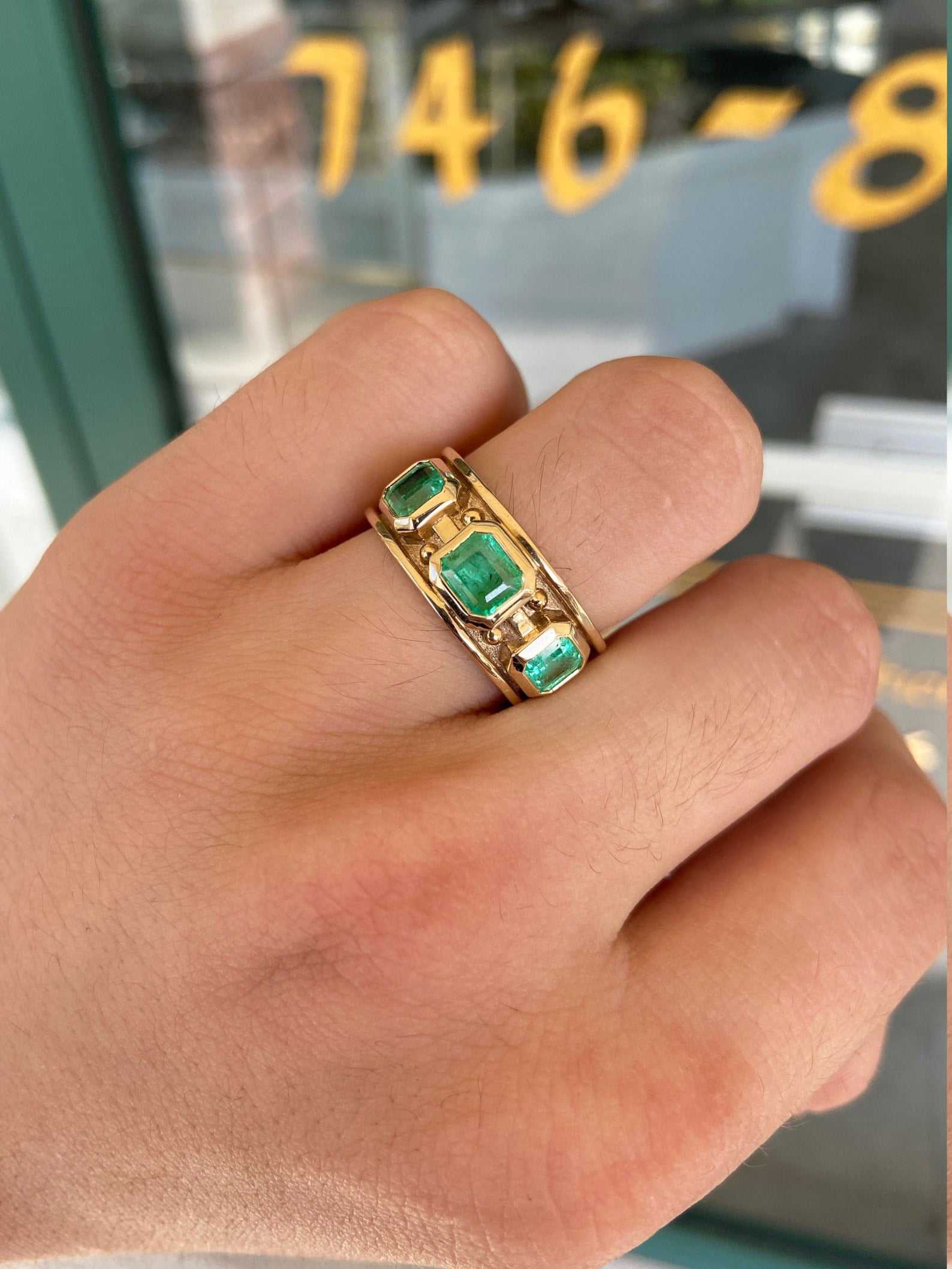 2.85tcw Men's Emerald Solitaire Three Stone Everyday Band Ring 14K