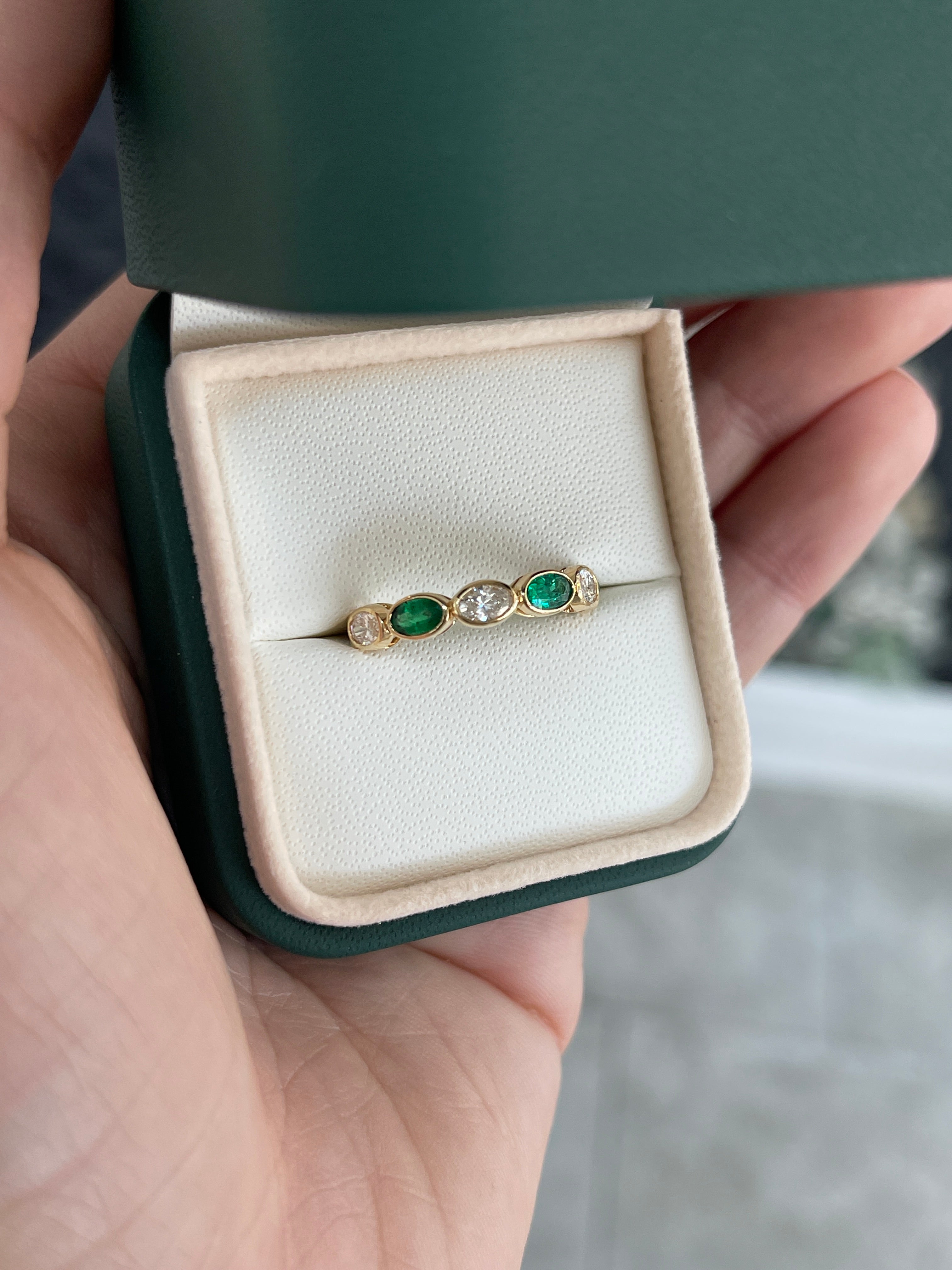 1.22tcw 18K Natural Oval Cut Emerald & Diamond Stacking Wedding Band - JR Colombian Emeralds