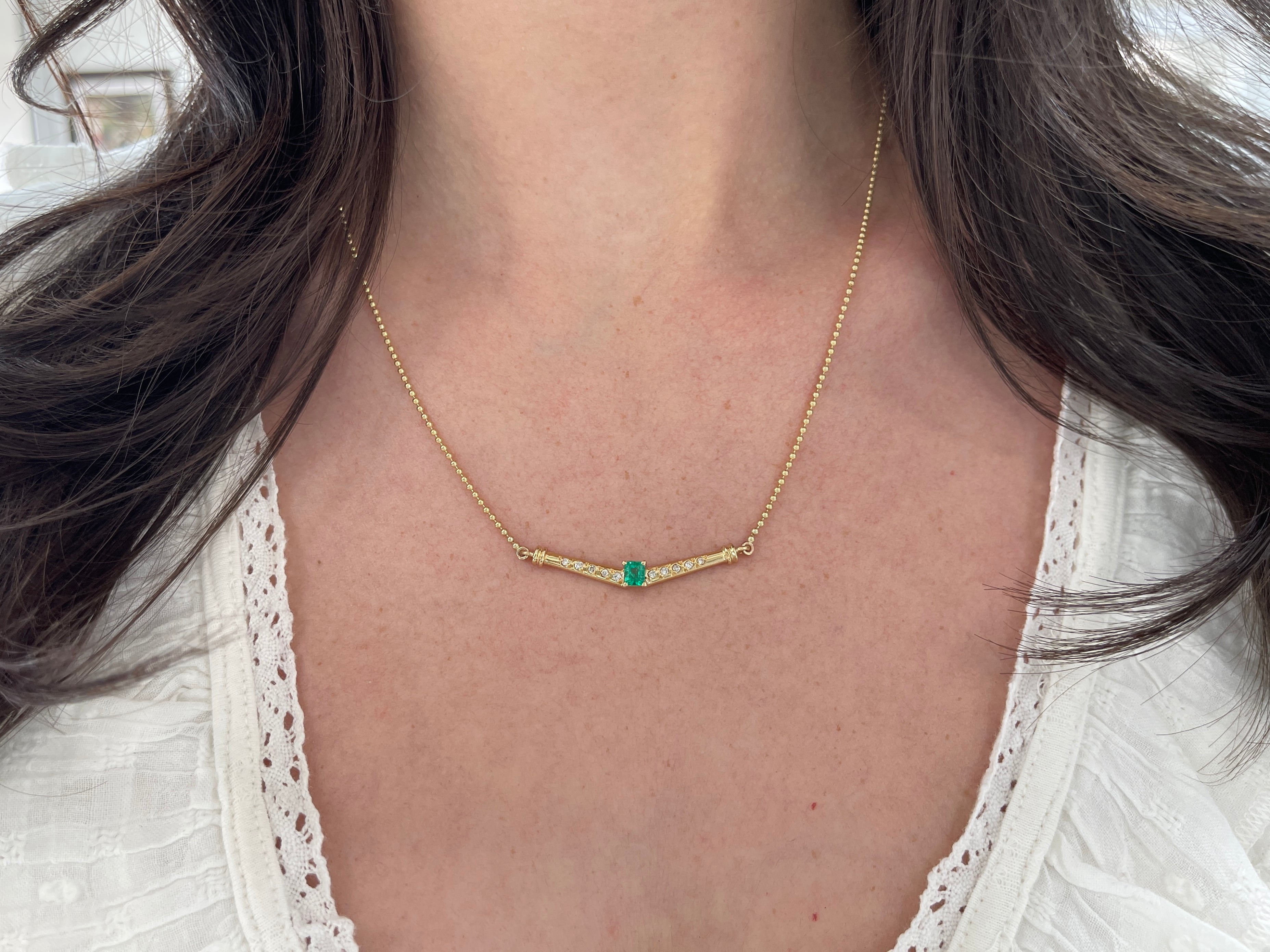 Colombian emerald and diamond beaded necklace with 0.80tcw AAA+ quality, featuring gold links, by JR Colombian Emeralds.