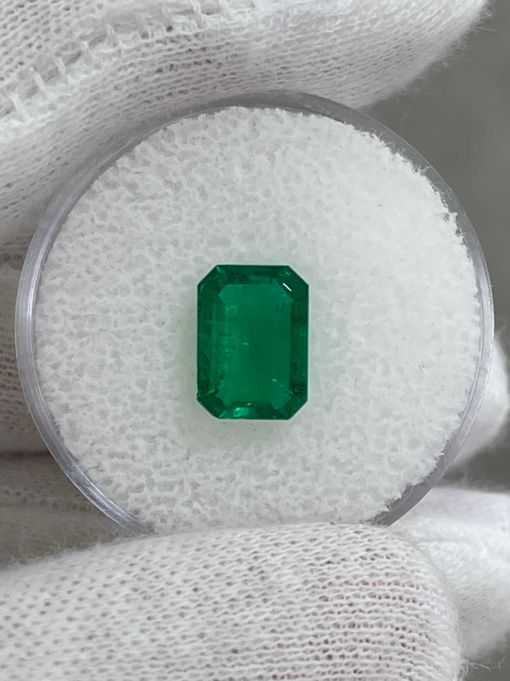 1.57 Carat AAA 9x7 Deep Vivid Green Natural Loose Colombian Emerald- Emerald Cut - JR Colombian Emeralds