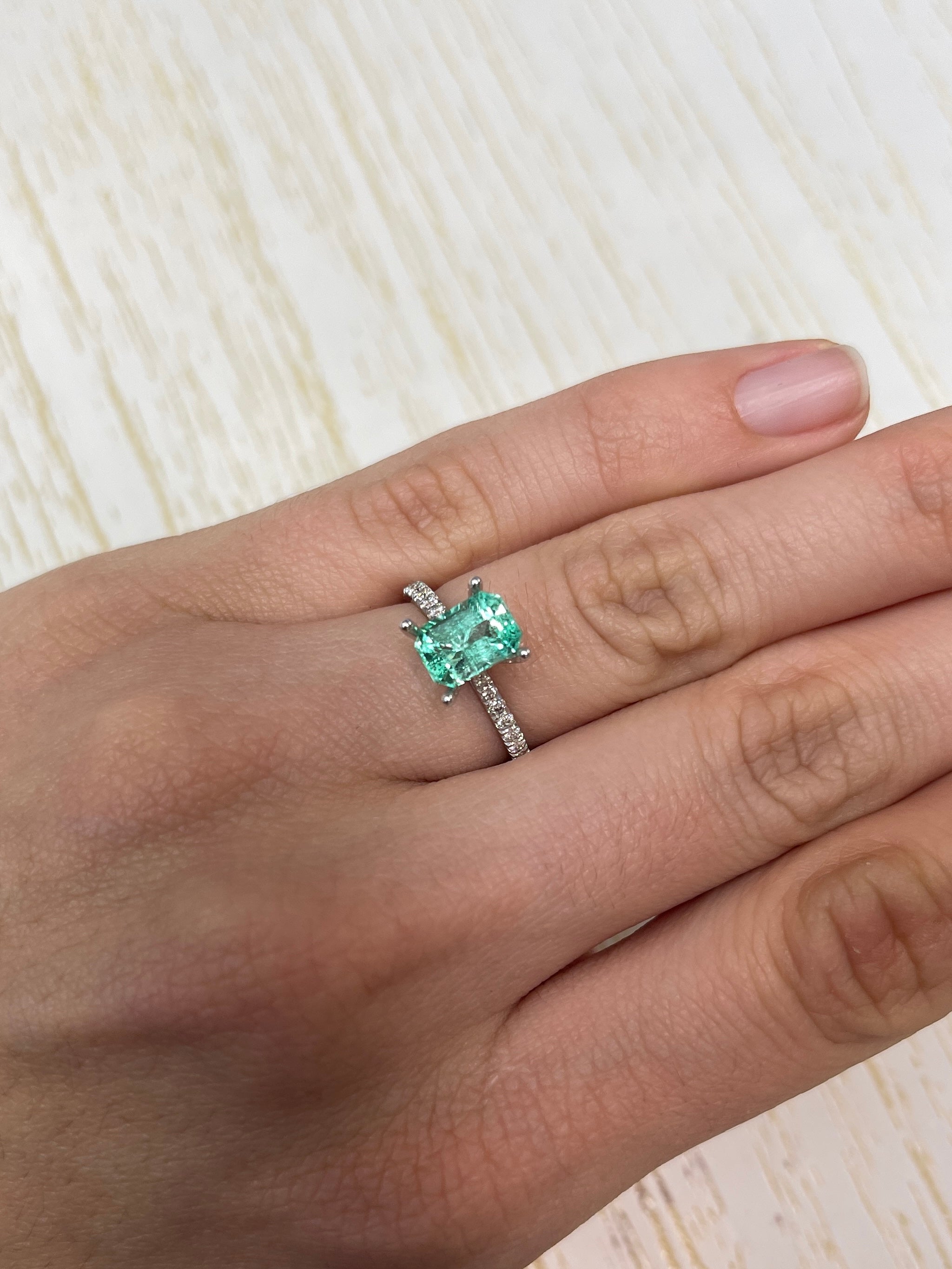 1.91 Carat 8x6 Ideal Astrological Green | JR Colombian Emeralds