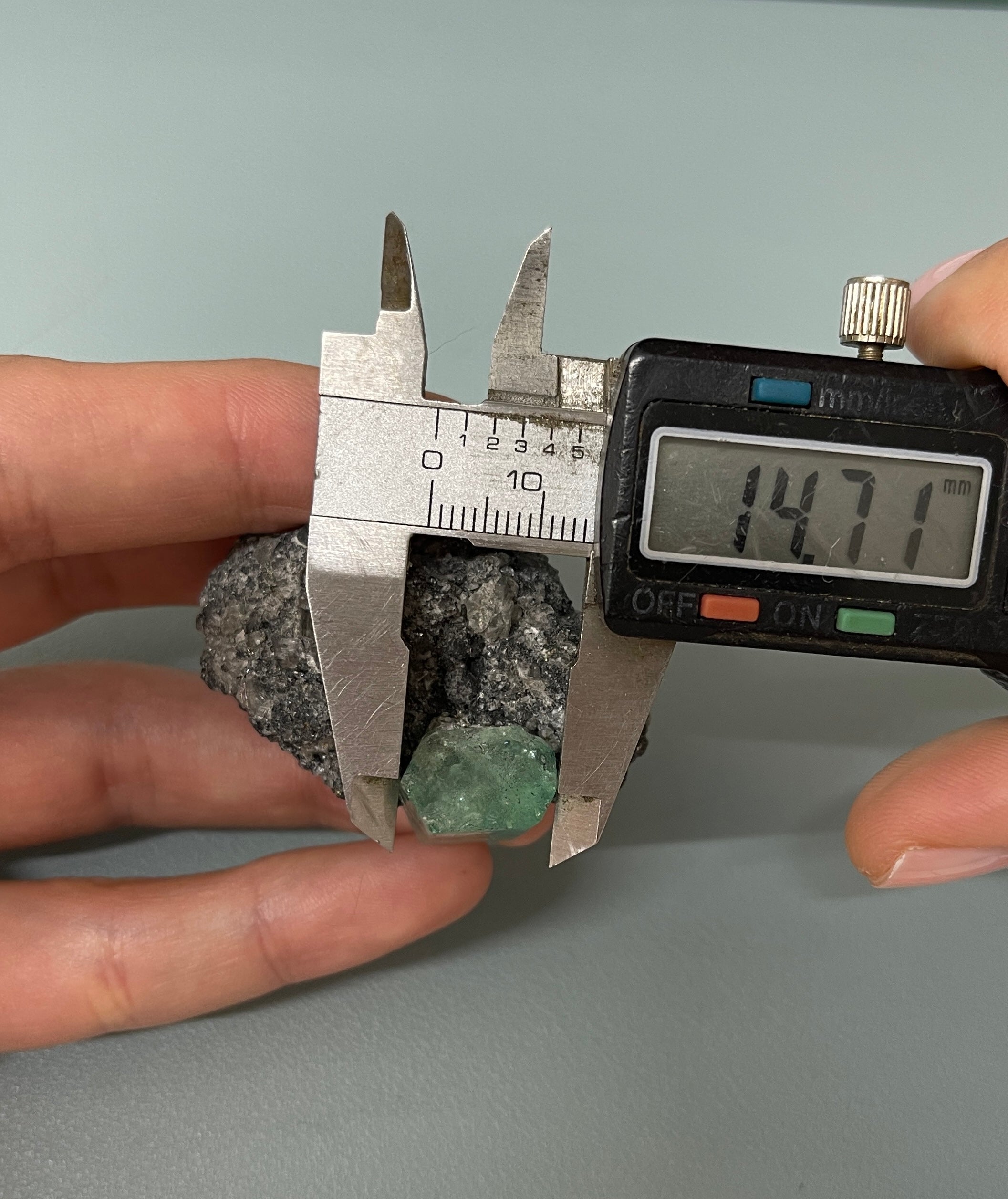 19mm x 14.87mm Single Cut Rough Colombian Emerald In Black Shale Matrix - JR Colombian Emeralds