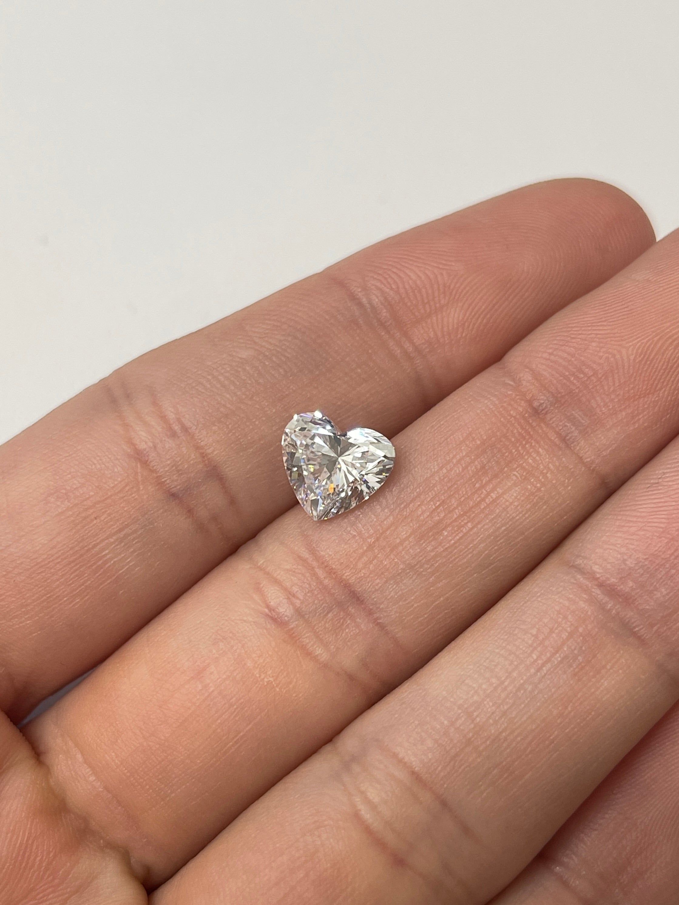 2.57 Carat E VS1 Laboratory Grown Diamond Heart Shape - JR Colombian Emeralds