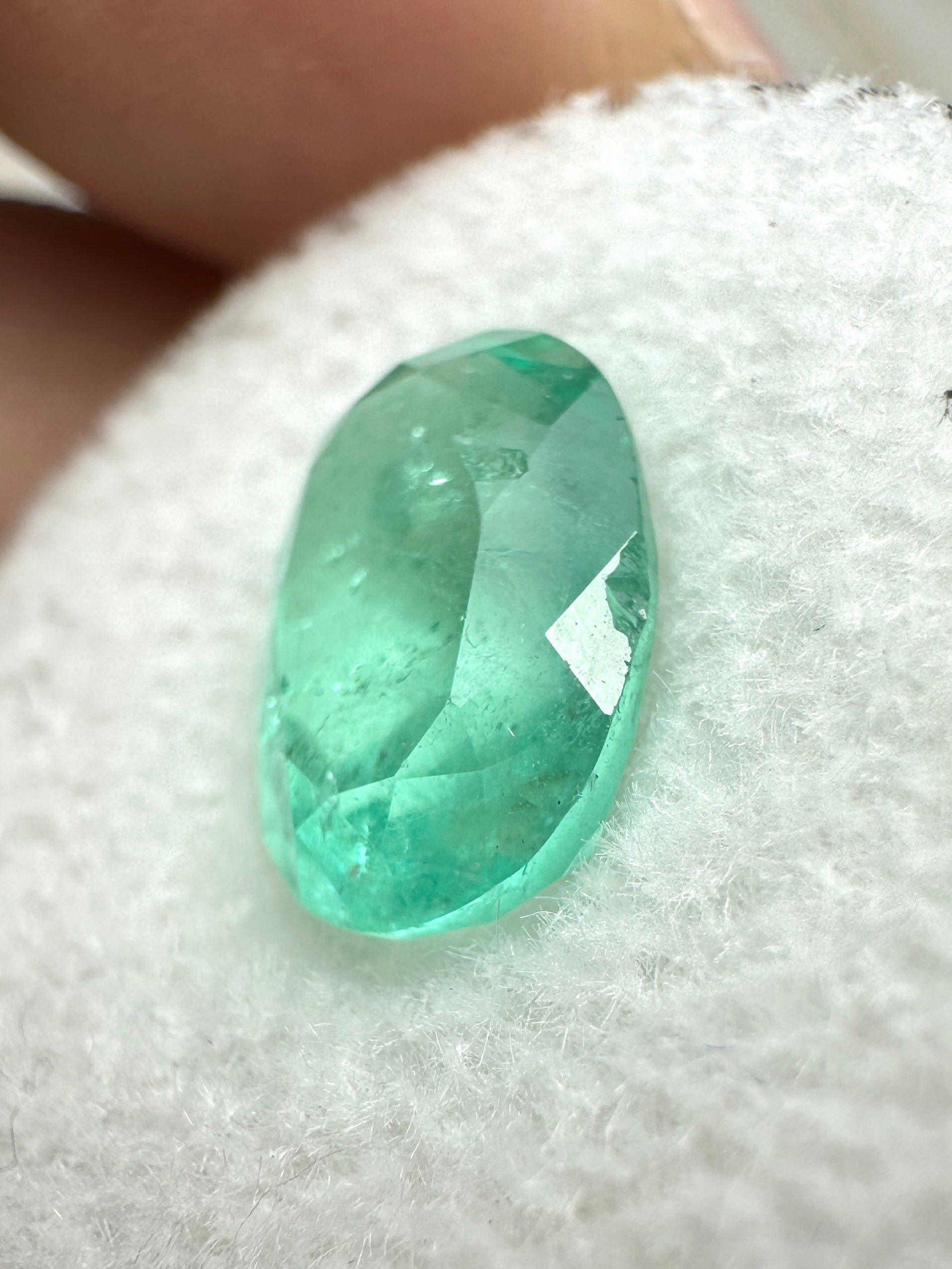 2.63-carat light bluish-green Colombian emerald in oval cut, loose gemstone from JR Colombian Emeralds.