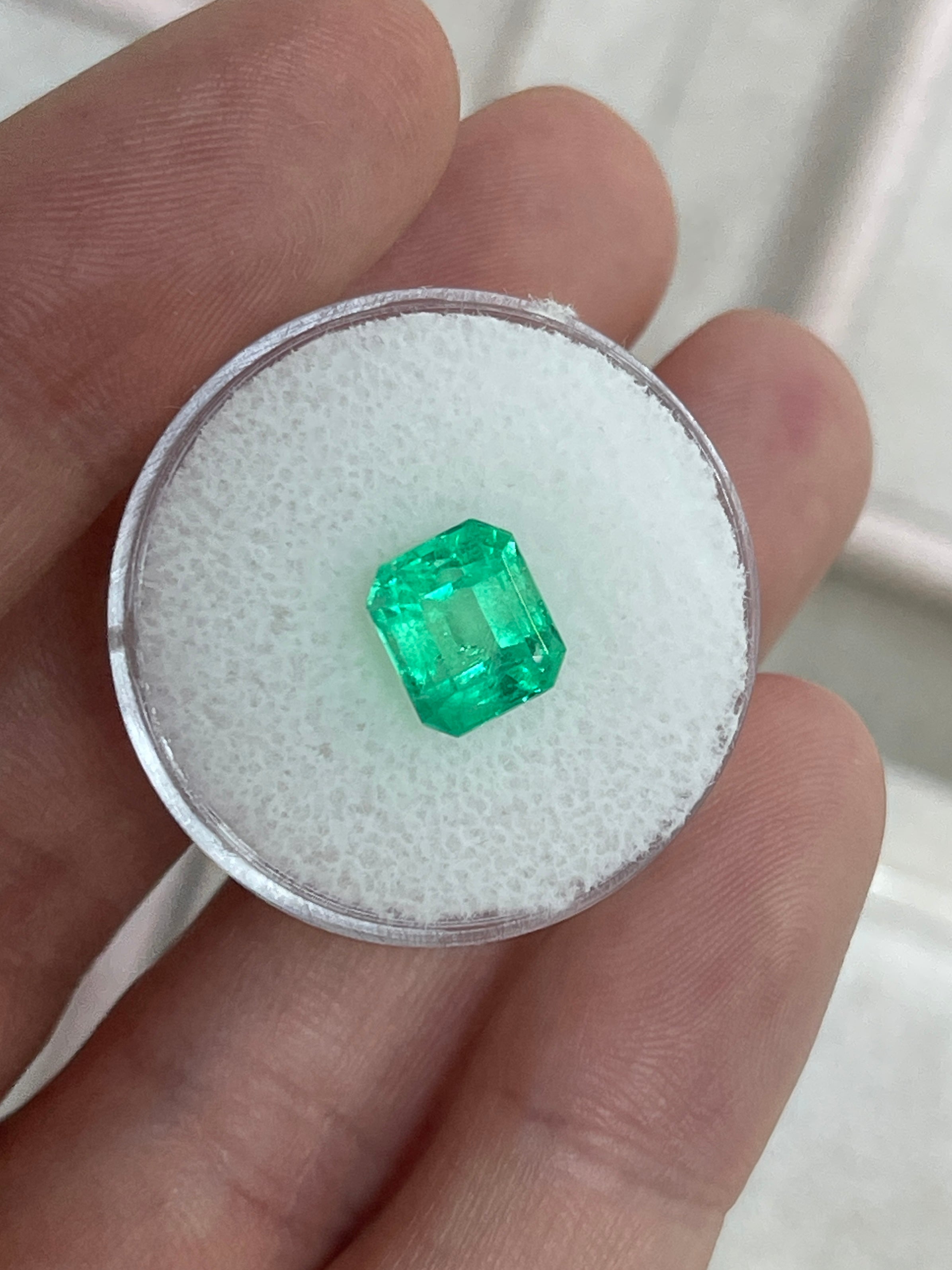 2.82-carat Colombian Emerald loose gemstone, chunky cut, 8.5x7.4mm, natural and crystal clear from JR Colombian Emeralds.