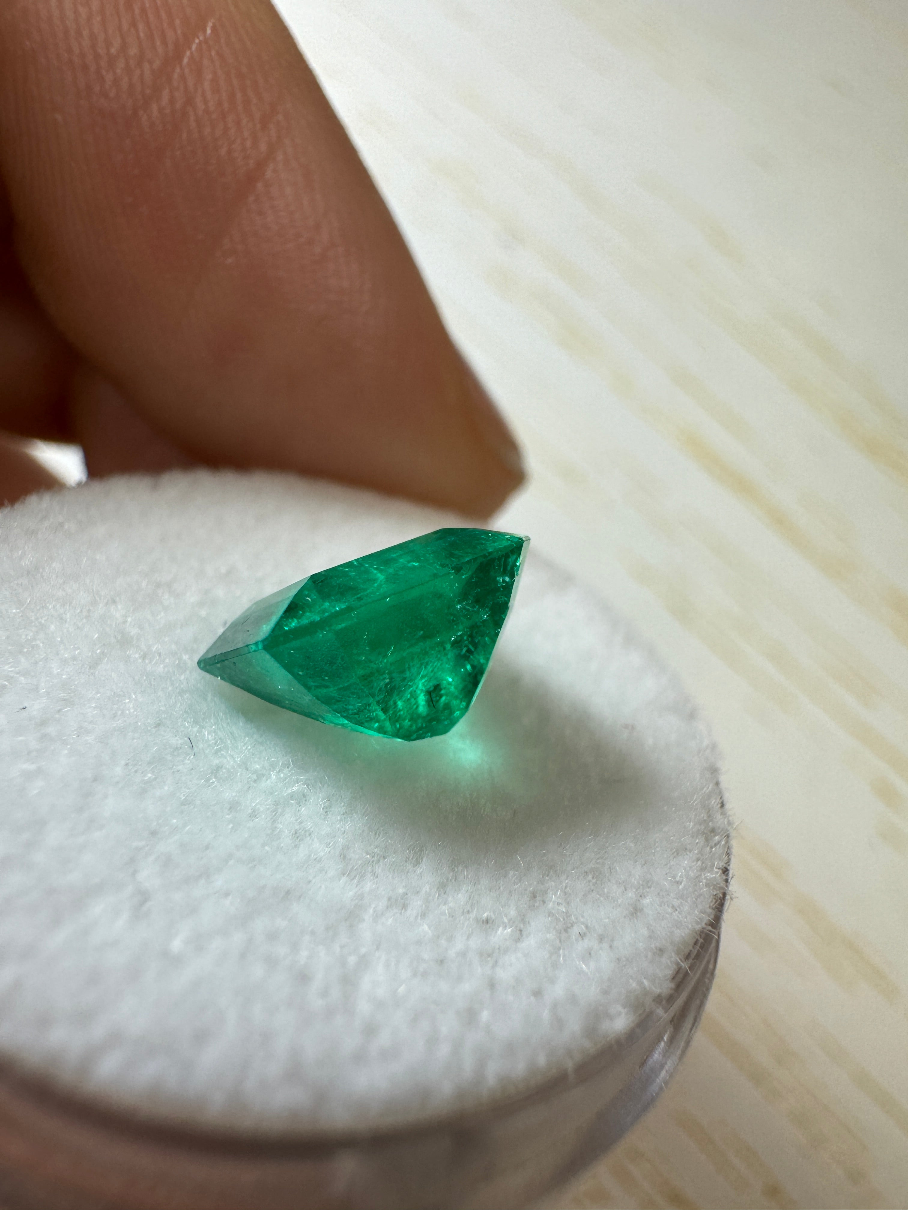 Vivid 2.84 carat Muzo natural Colombian emerald loose gemstone in an Asscher cut, from JR Colombian Emeralds.