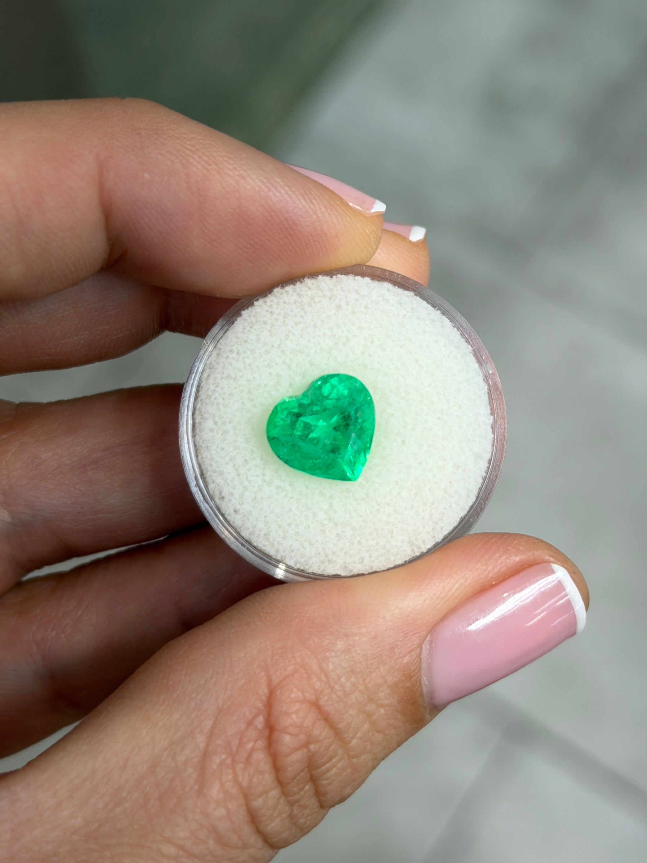 3.56 Carat 10.2x10.5 Bright Apple Spring Green Colombian Emerald Heart