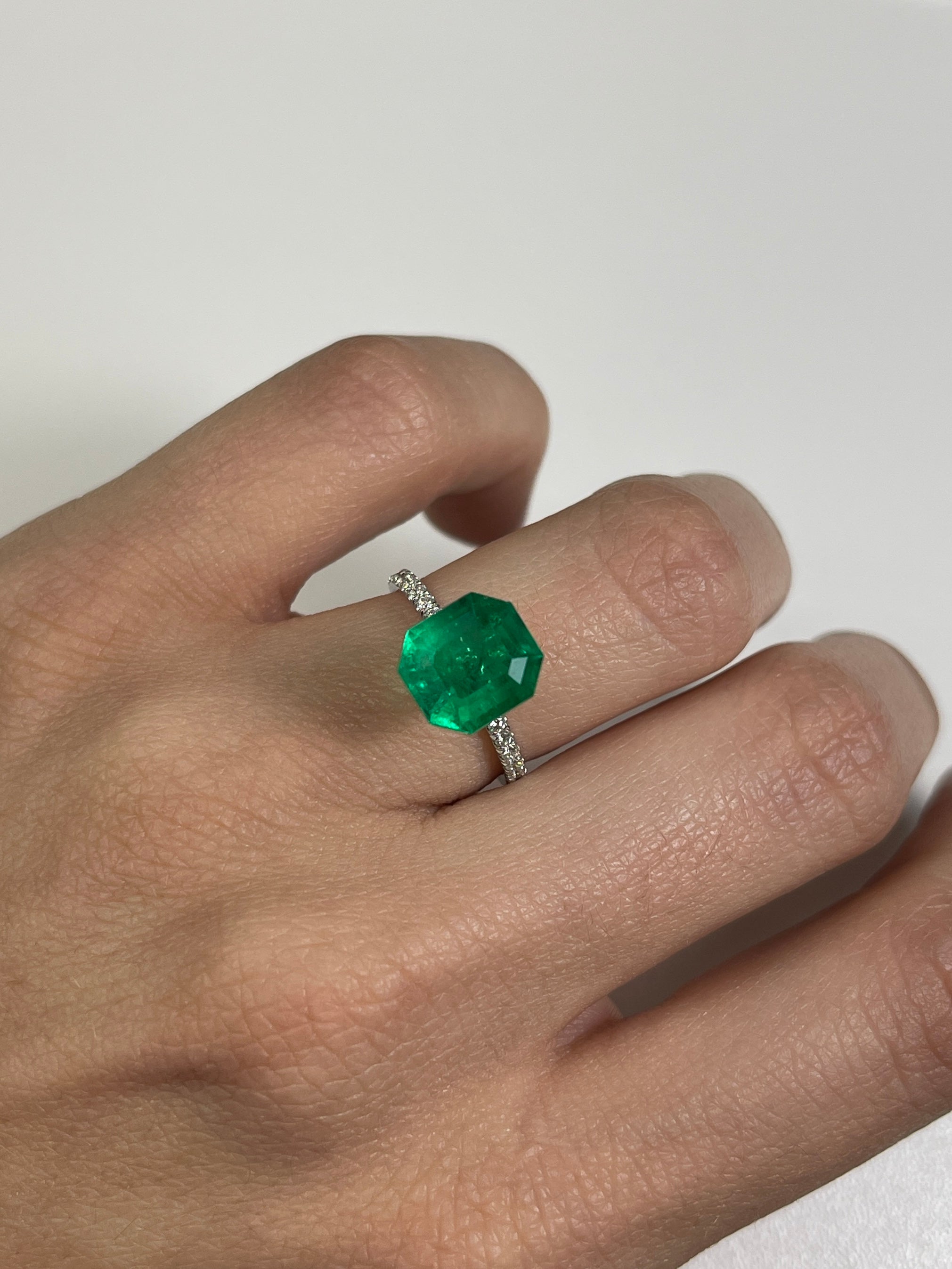 3.56 Carat AAA Vivid Muzo Natural Loose Colombian Emerald-Asscher Cut - JR Colombian Emeralds