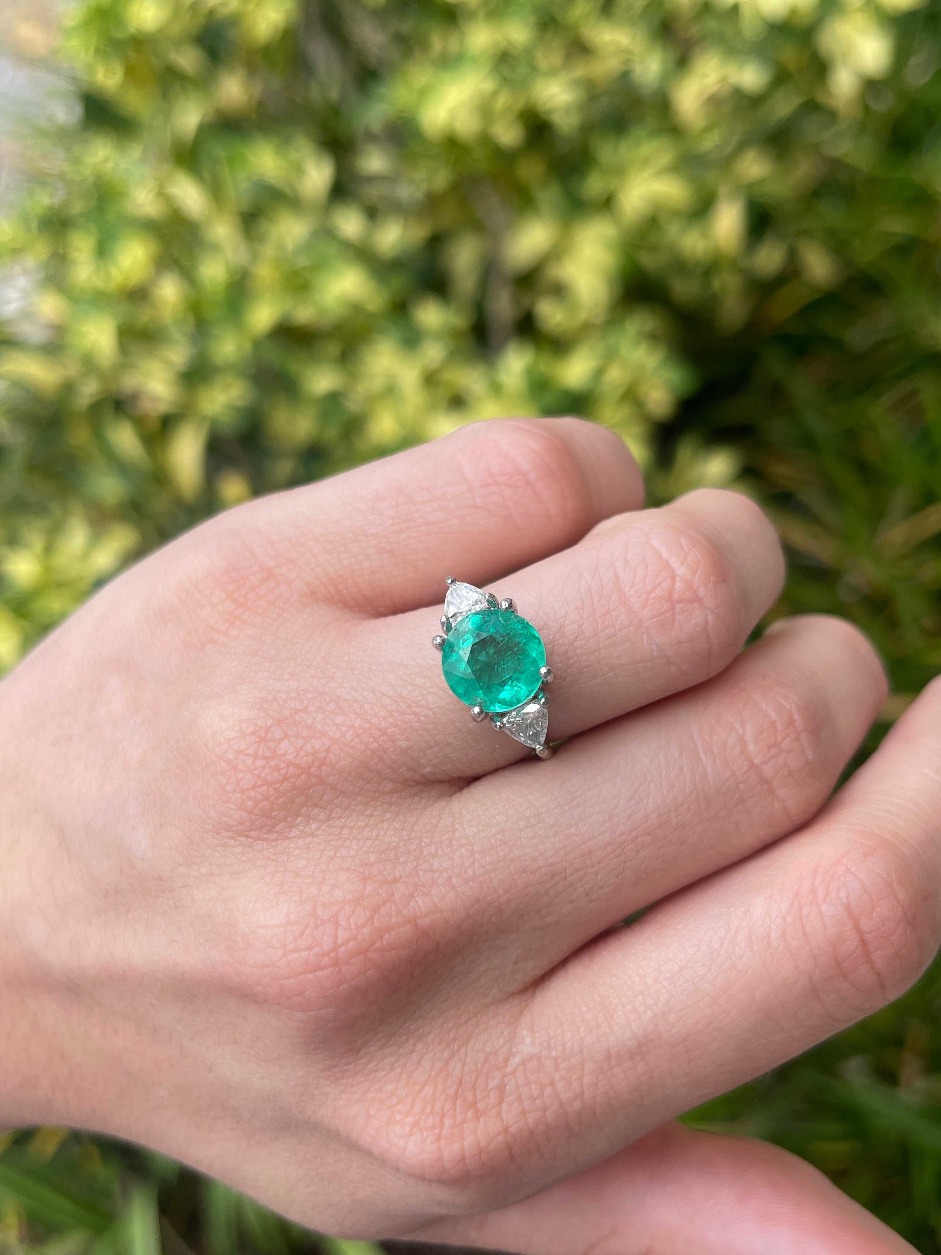 4.39tcw 14K Rare Round Colombian Emerald & Trillion Diamond Three Stone Ring - JR Colombian Emeralds