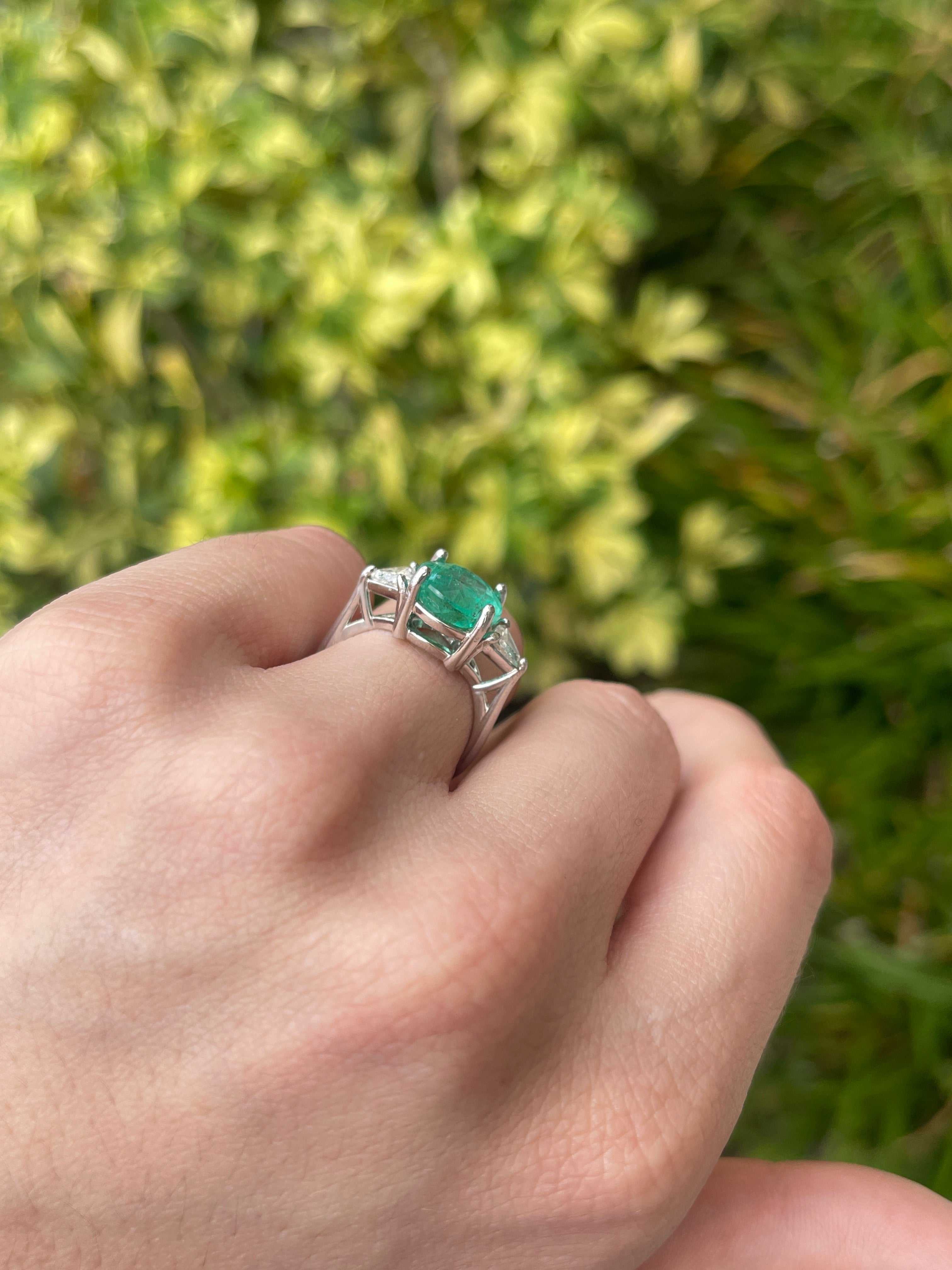 4.39tcw 14K Rare Round Colombian Emerald & Trillion Diamond Three Stone Ring - JR Colombian Emeralds