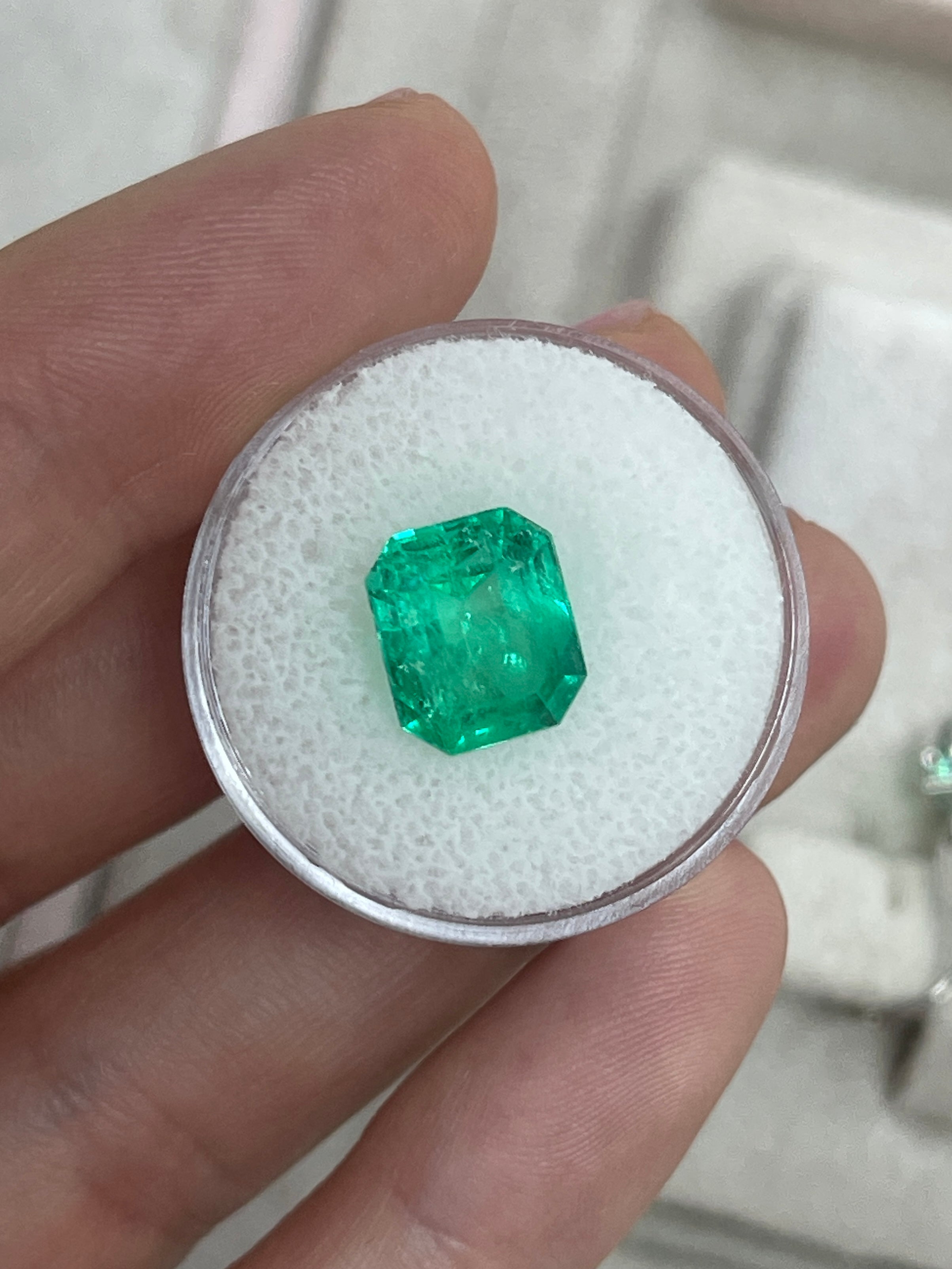 Natural 4.82 carat Colombian emerald loose gemstone, emerald cut, rich green color, from JR Colombian Emeralds.