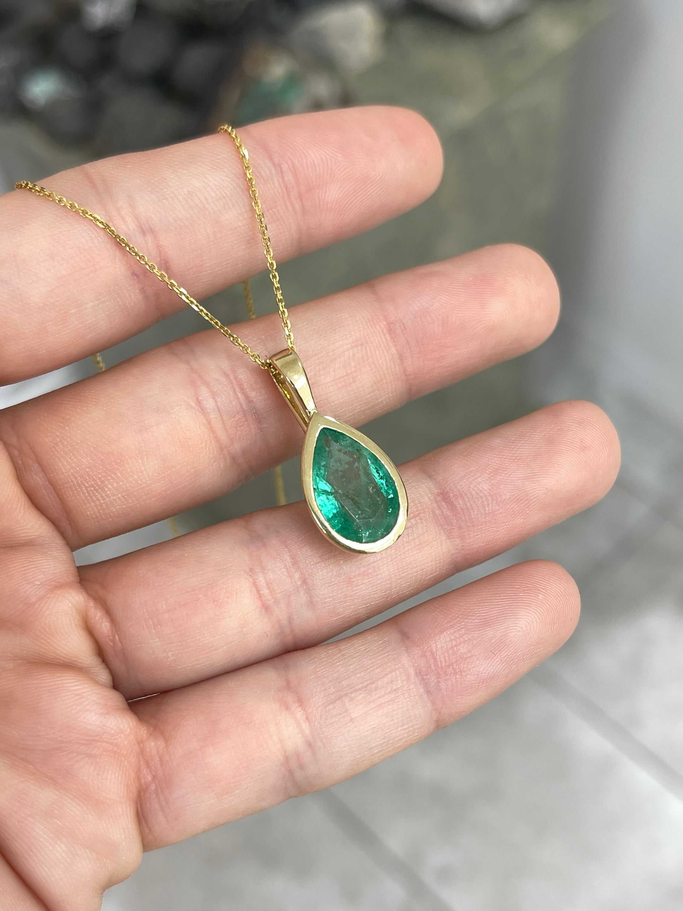 4.90 Carat Colombian Emerald Bezel Set Necklace 14K - JR Colombian Emeralds