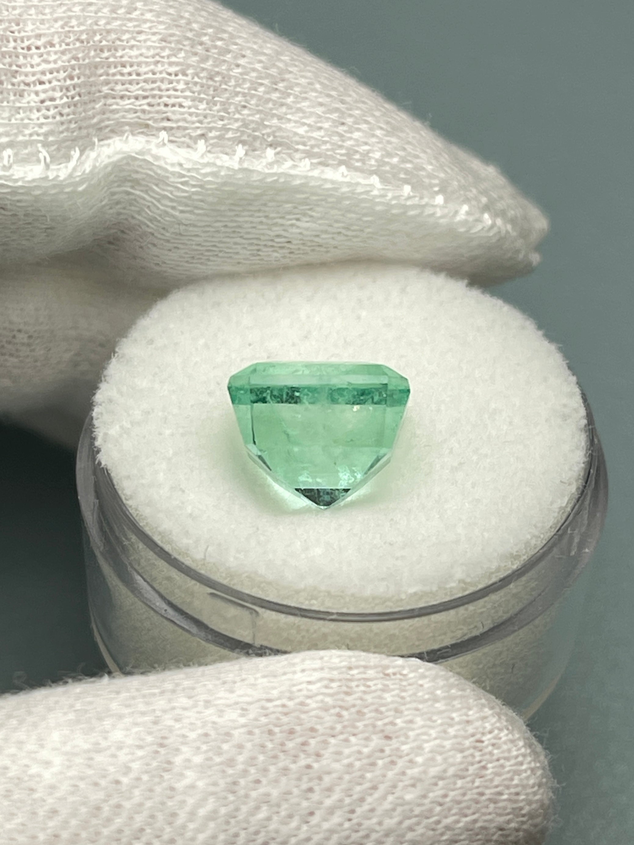 4.91-carat Colombian emerald loose gemstone with an emerald cut, pastel bluish-green natural color, from JR Colombian Emeralds