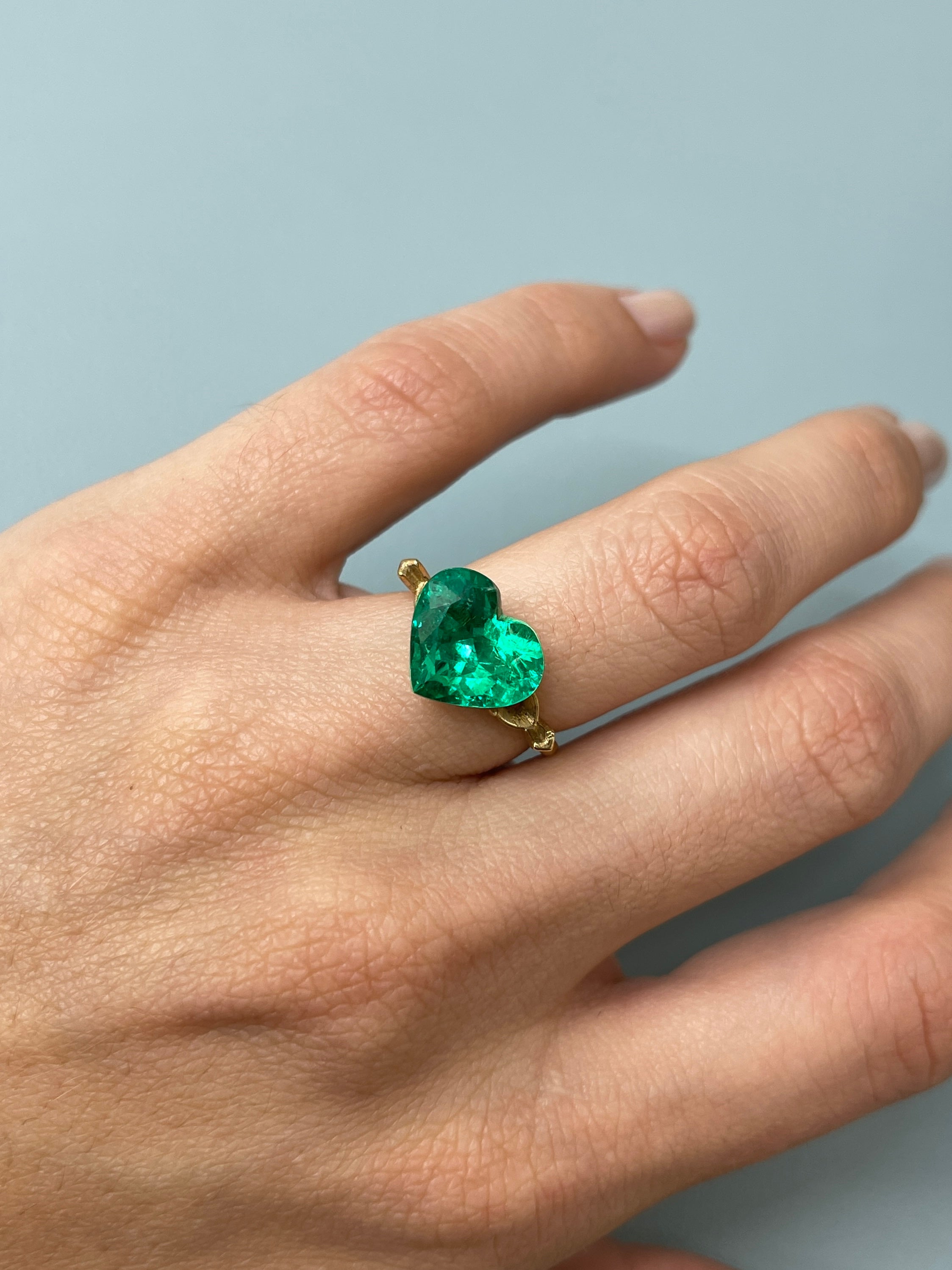 4.92 Carat 11x13 AAA+ Vivid Green Natural Loose Colombian Emerald