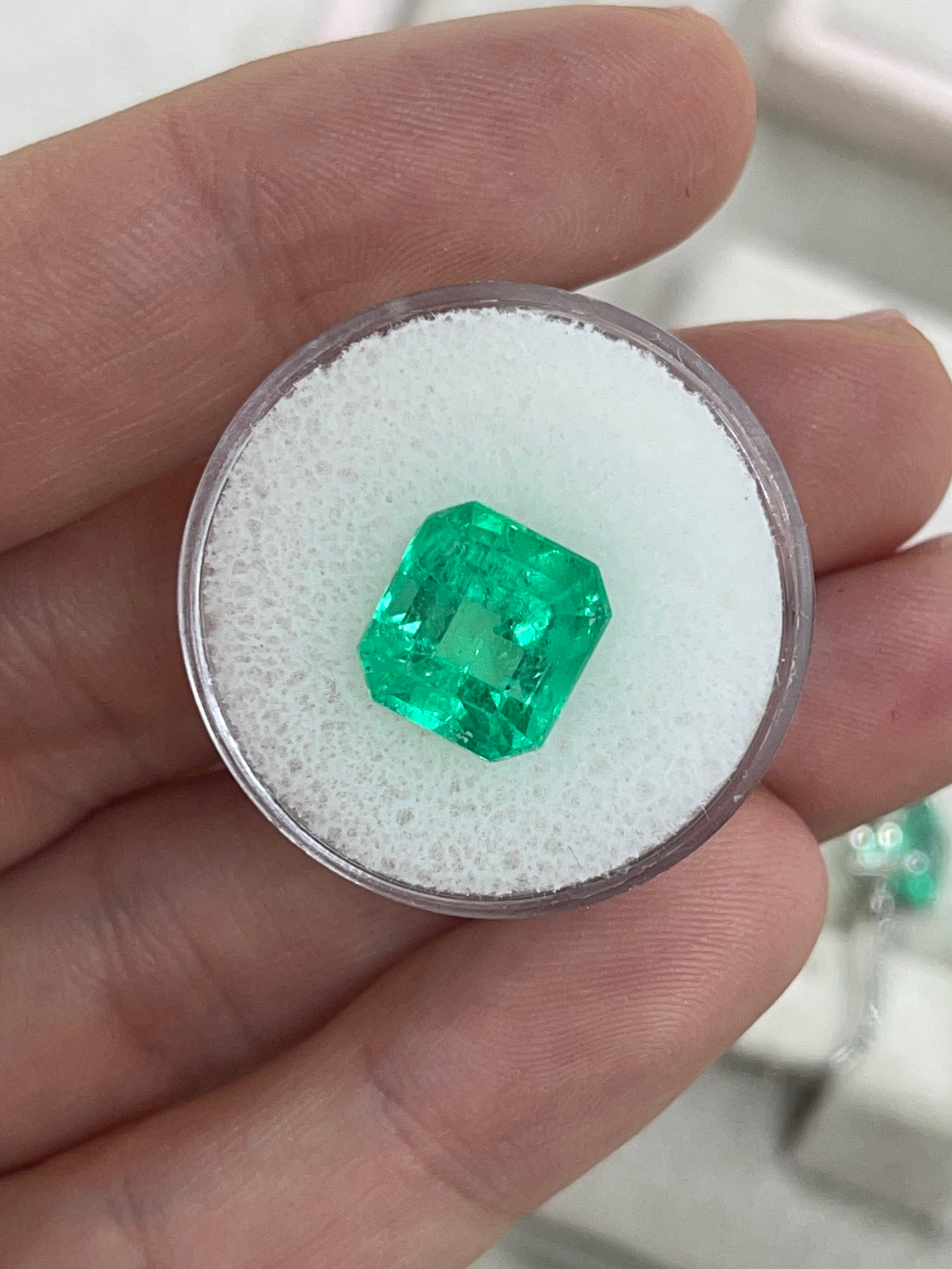 5.29 Carat 10.5x10 Vibrant Loose Colombian Emerald-Asscher Cut - JR Colombian Emeralds