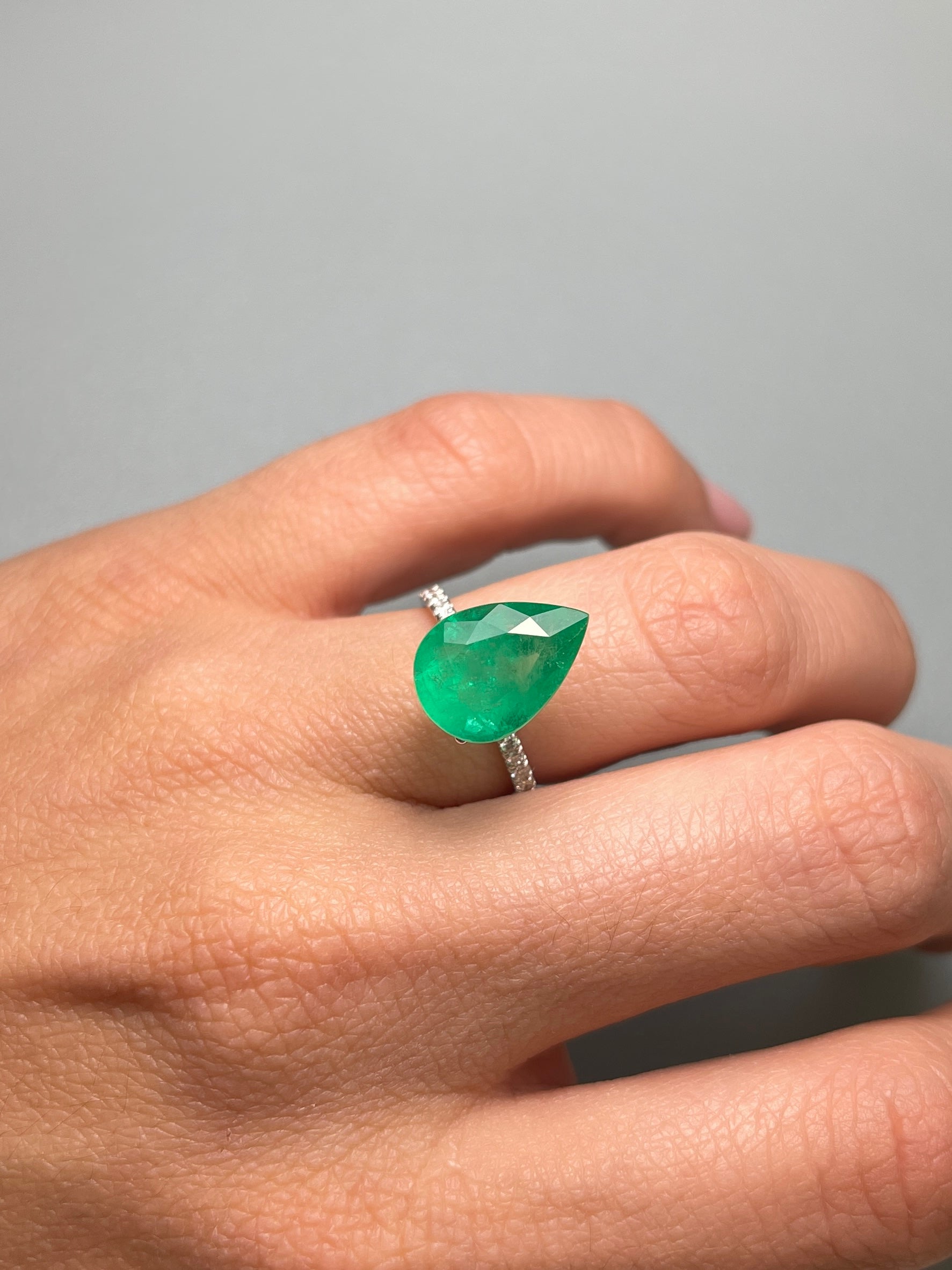 6.01 carat 14x10 Medium Yellowish Green Natural Loose Colombian Emerald-Pear Cut - JR Colombian Emeralds