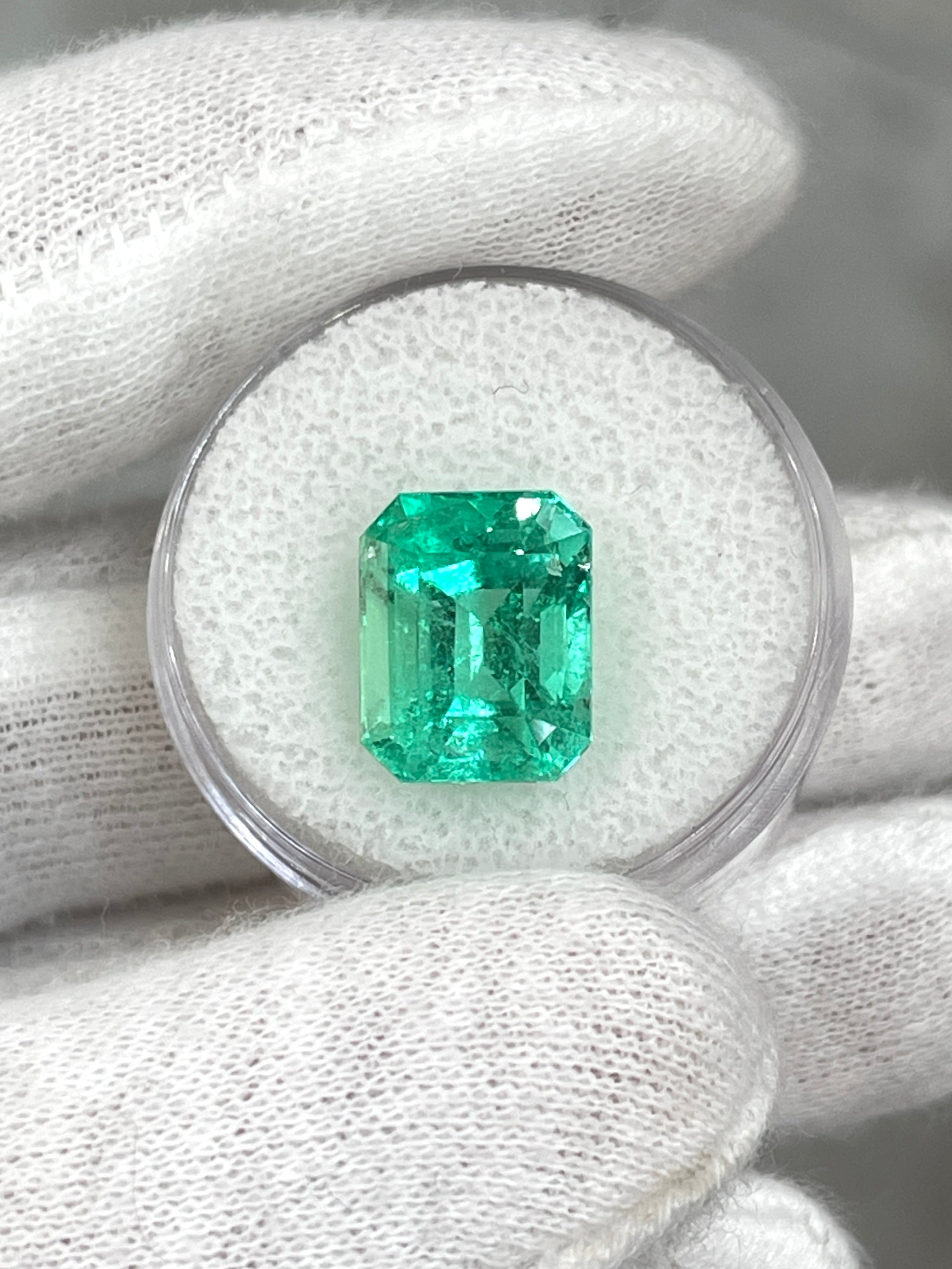 6.79 carat luminous natural Colombian emerald loose gemstone in classic emerald cut, ethically mined by JR Colombian Emeralds