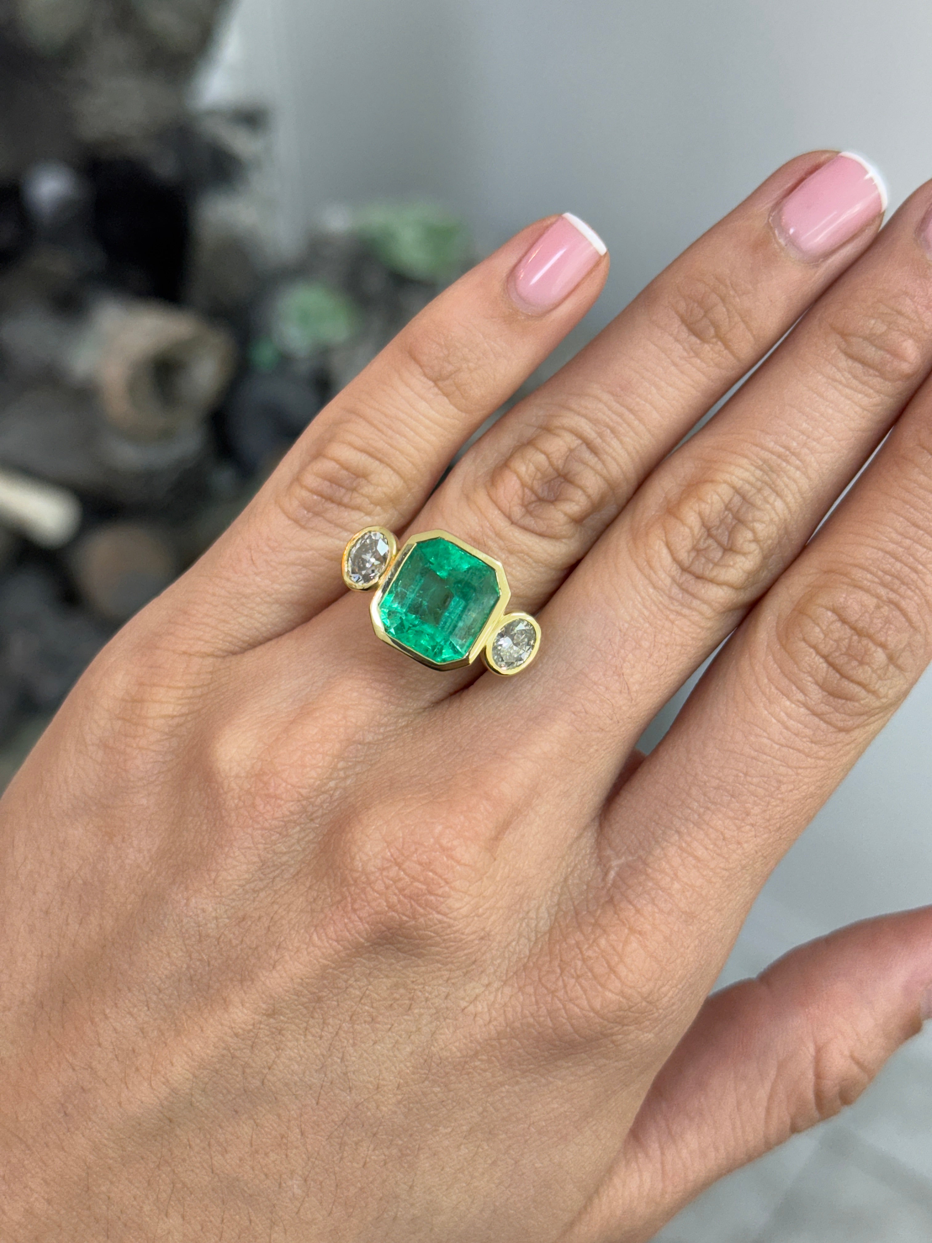 9.10tcw Bezel Set Colombian Emerald & Oval Diamond 18K Ring - JR Colombian Emeralds