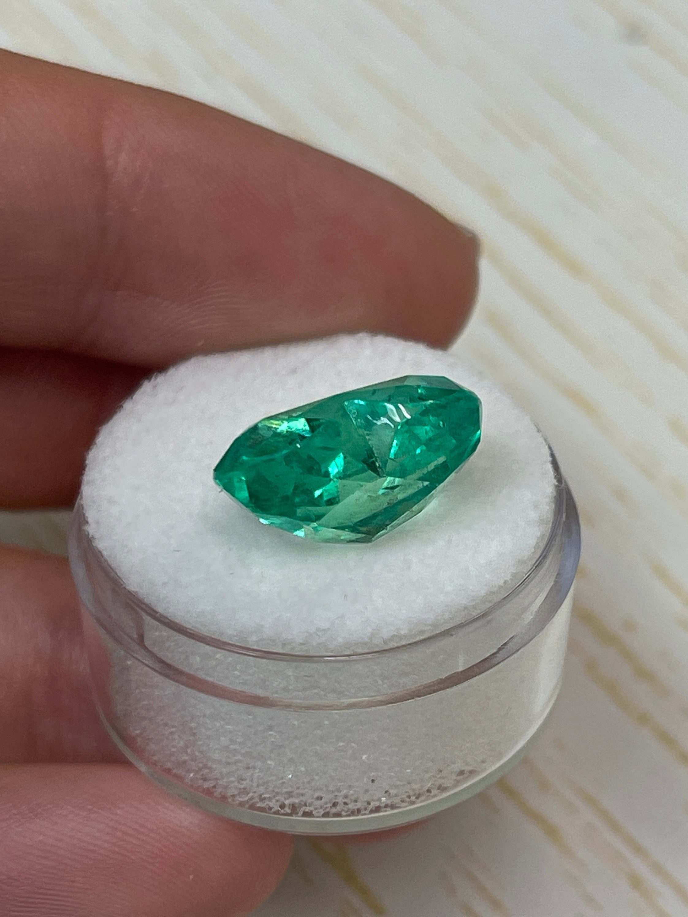 9.84 carat Colombian emerald loose gemstone, heart cut with bubbly eye clean clarity, natural and vibrant green from JR Colombian Emeralds