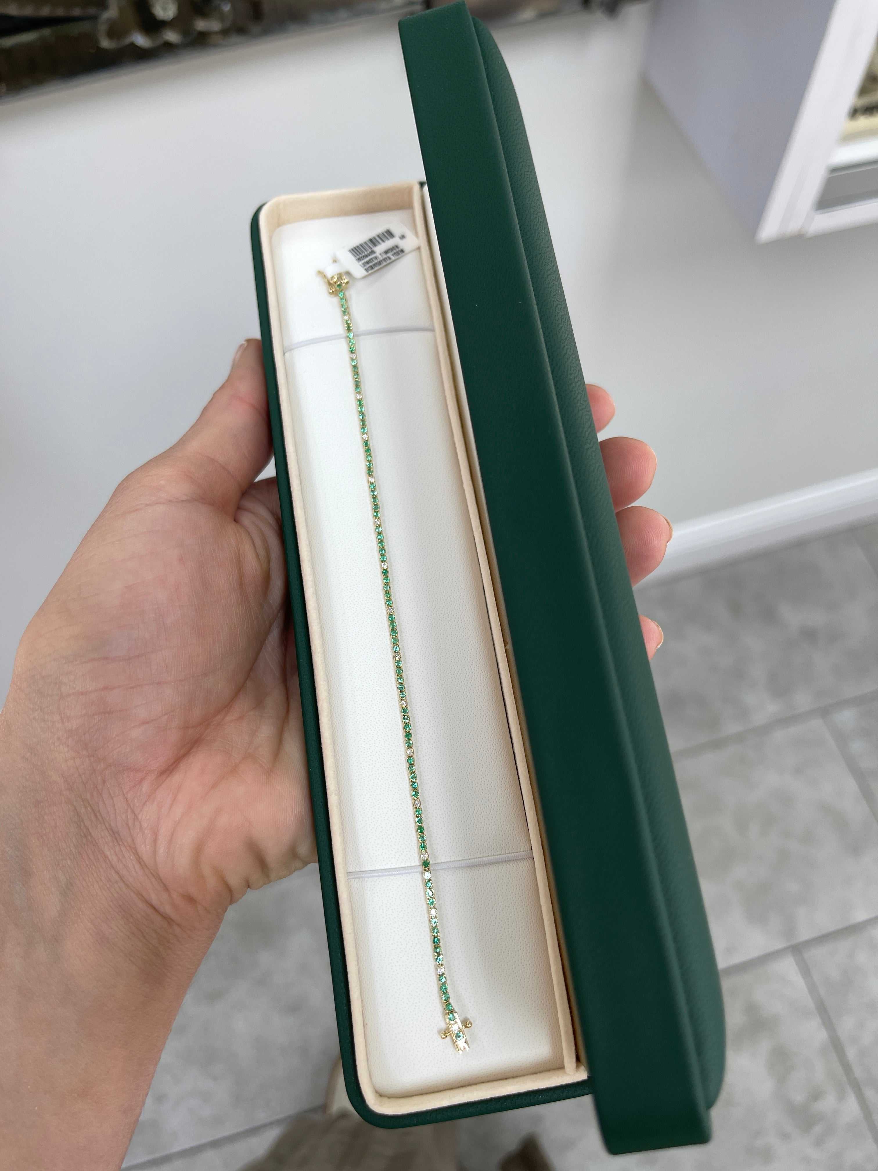 Petite 1.14tcw Emerald & Diamond Tennis Bracelet 14K Yellow Gold- 7 Inches - JR Colombian Emeralds