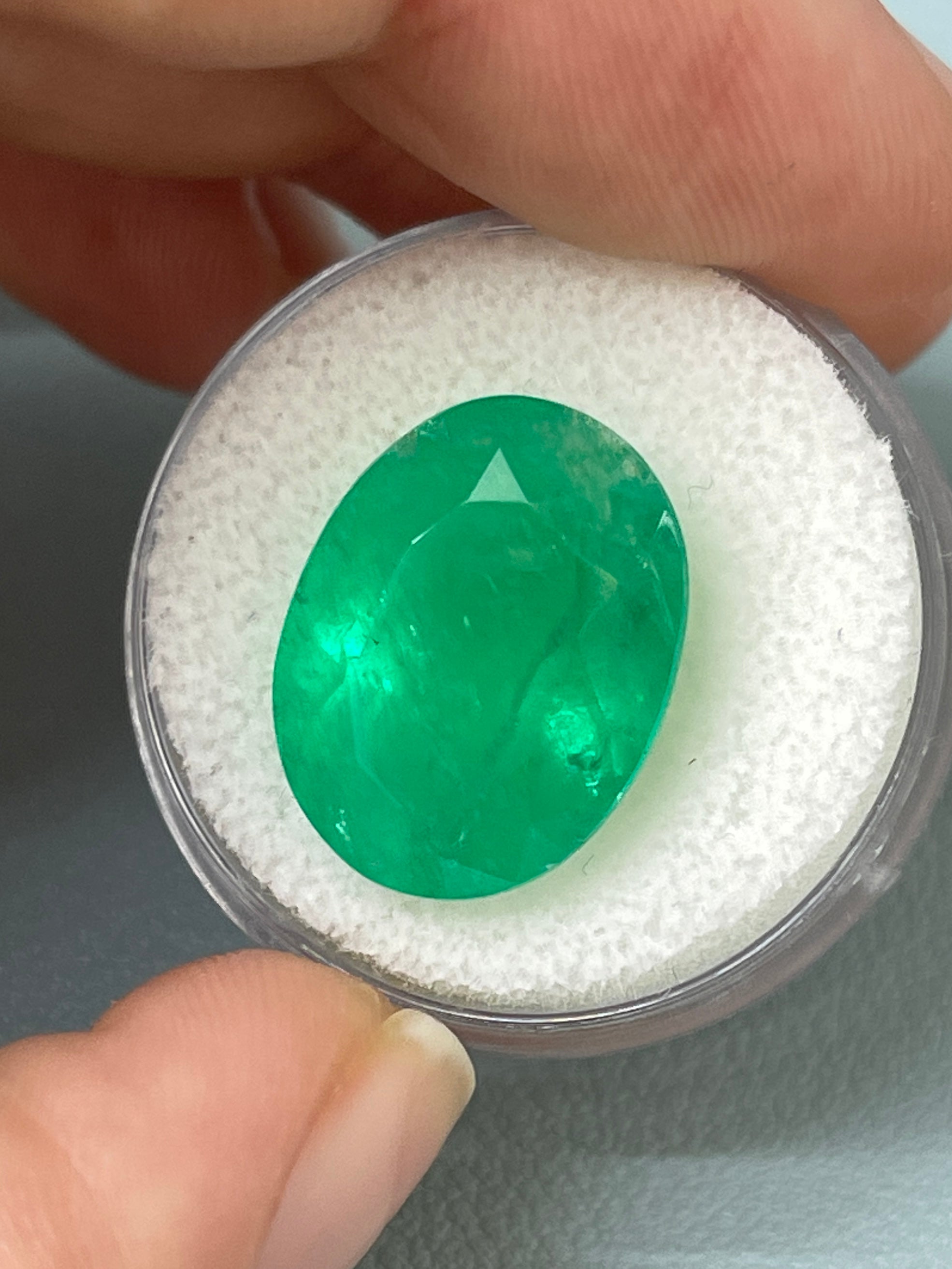 14.72 Carat 17.4x13.3 Grassy Green Natural Loose Colombian Emerald-Oval Cut - JR Colombian Emeralds