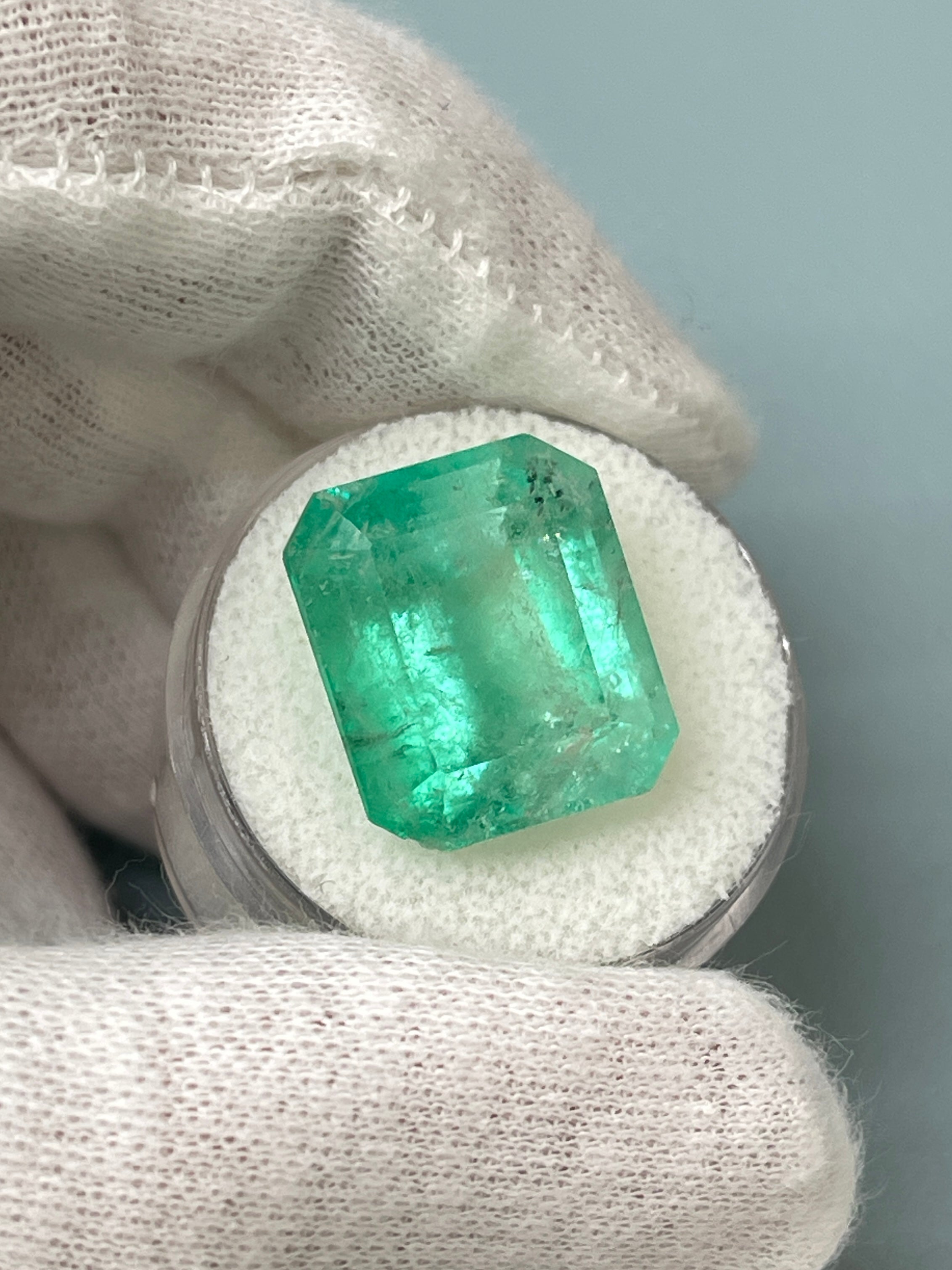 Large 17.64 Carat 17x14.5 Earthy Medium Loose Colombian Emerald- Emerald Cut - JR Colombian Emeralds