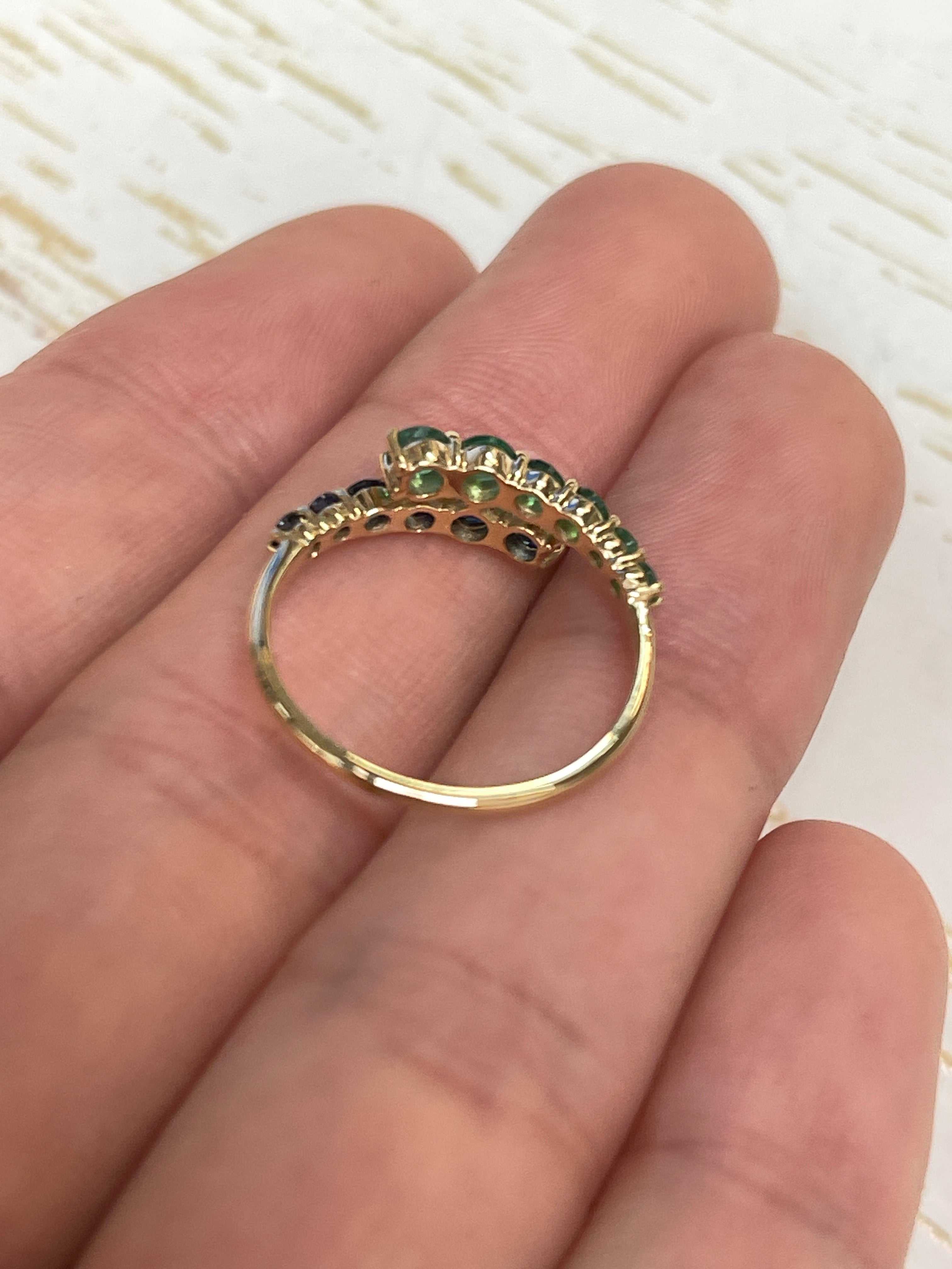 JR Colombian Emeralds Satinder ring featuring 0.95tcw emerald and ruby gemstones in 14K gold, size 12.