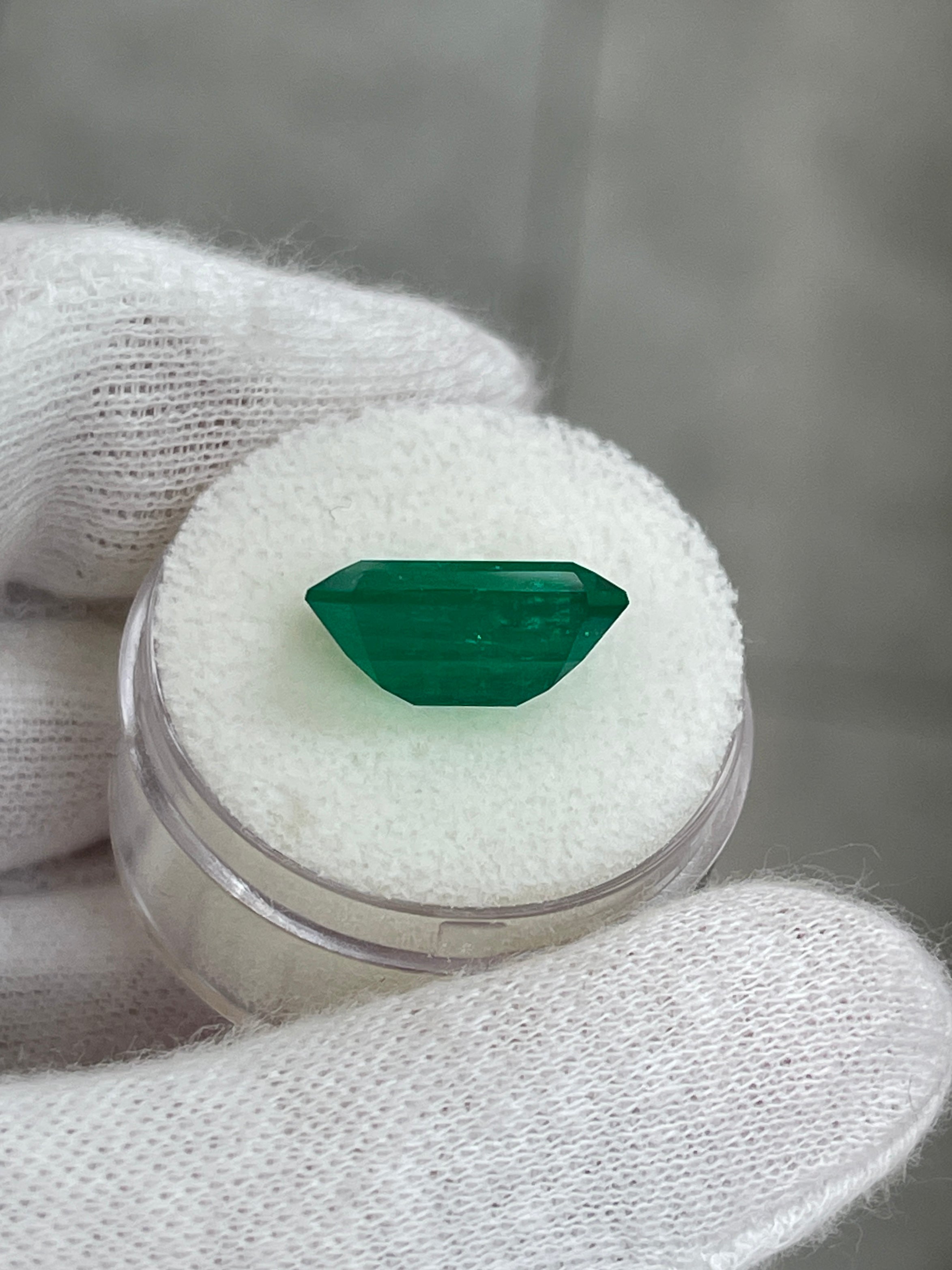 6.39-carat double-certified AAA+ Muzo green Colombian emerald cut loose gemstone from JR Colombian Emeralds