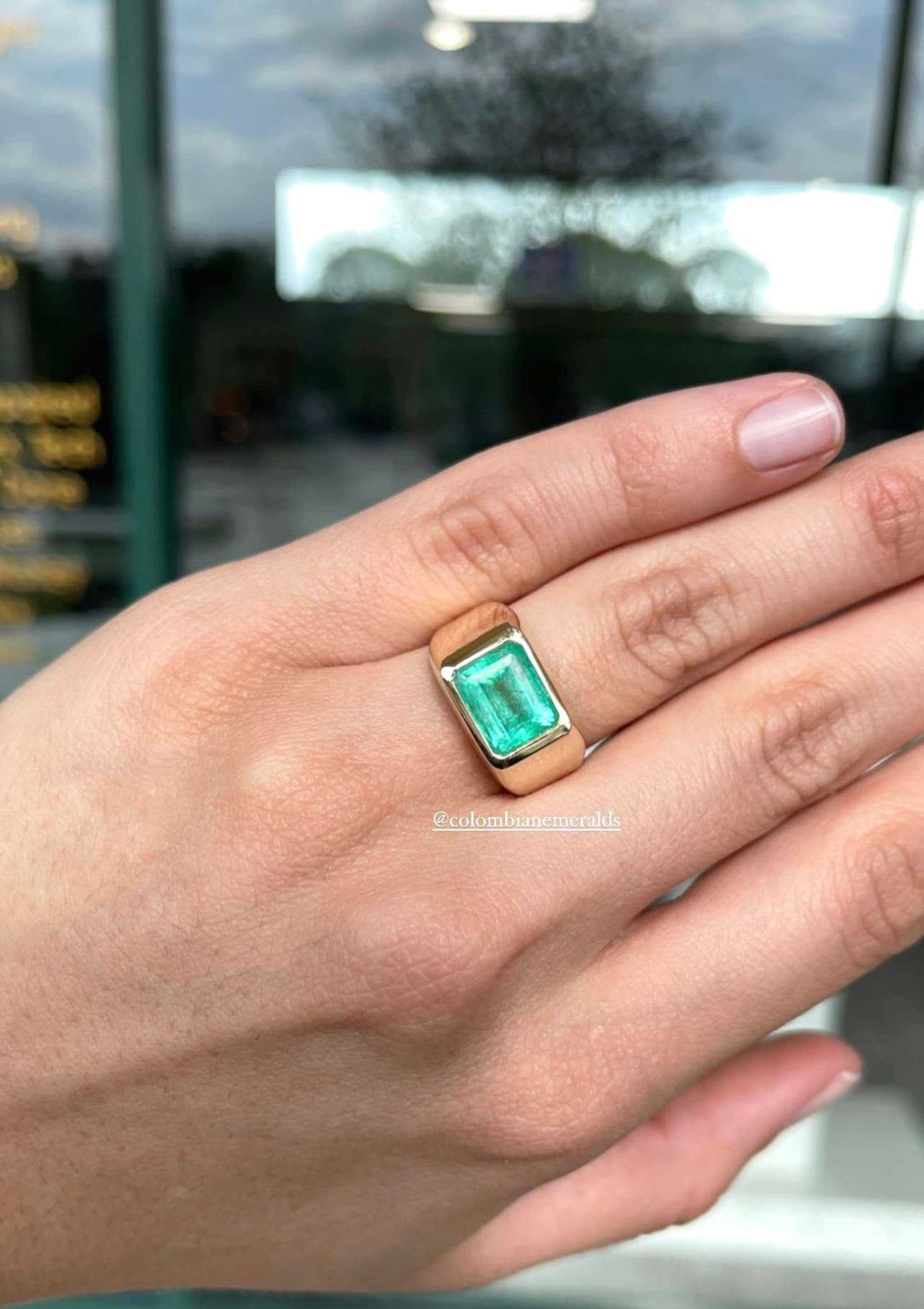 3.68 Carats  Bezel Emerald Cut Colombian Emerald Signet Ring 18K