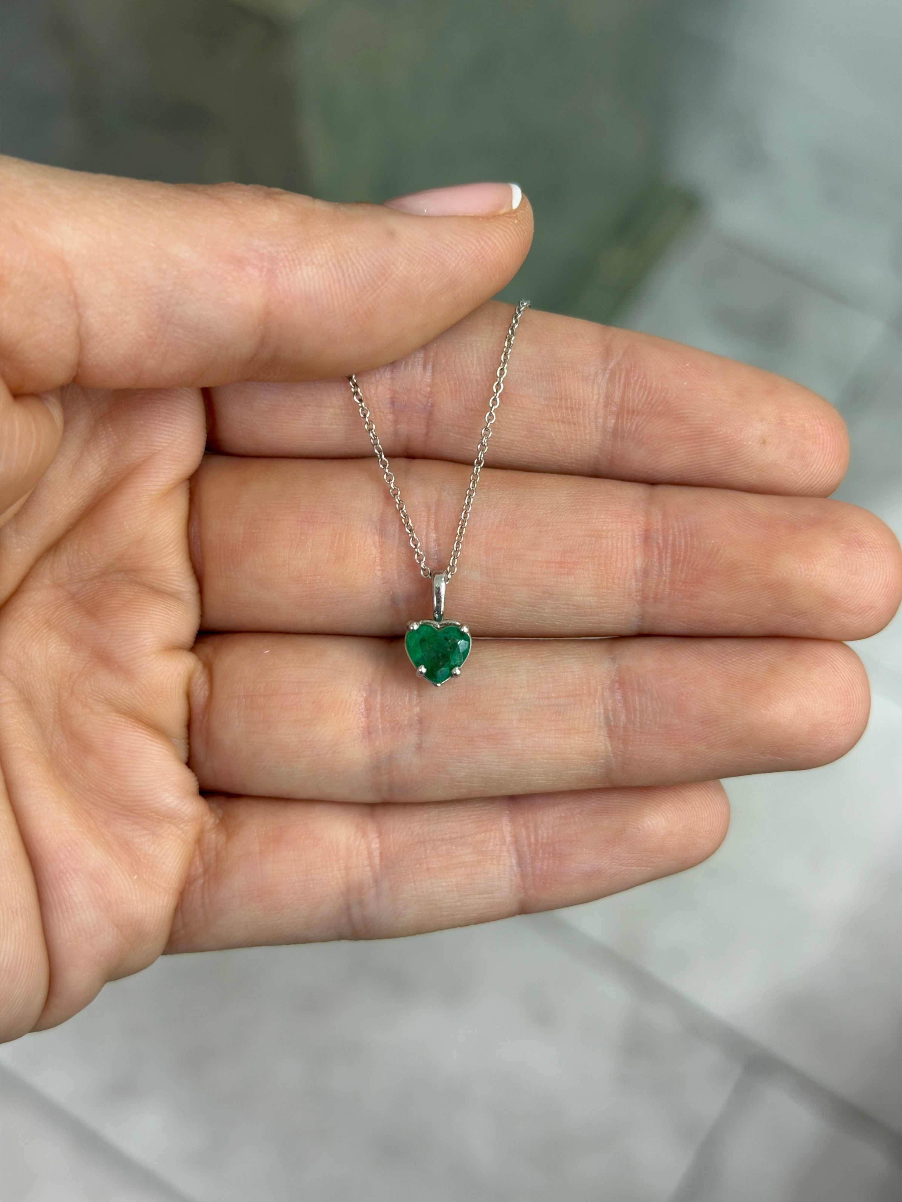 0.90 Carat Heart Cut Dark Green Colombian Emerald Pendant 14K - JR Colombian Emeralds