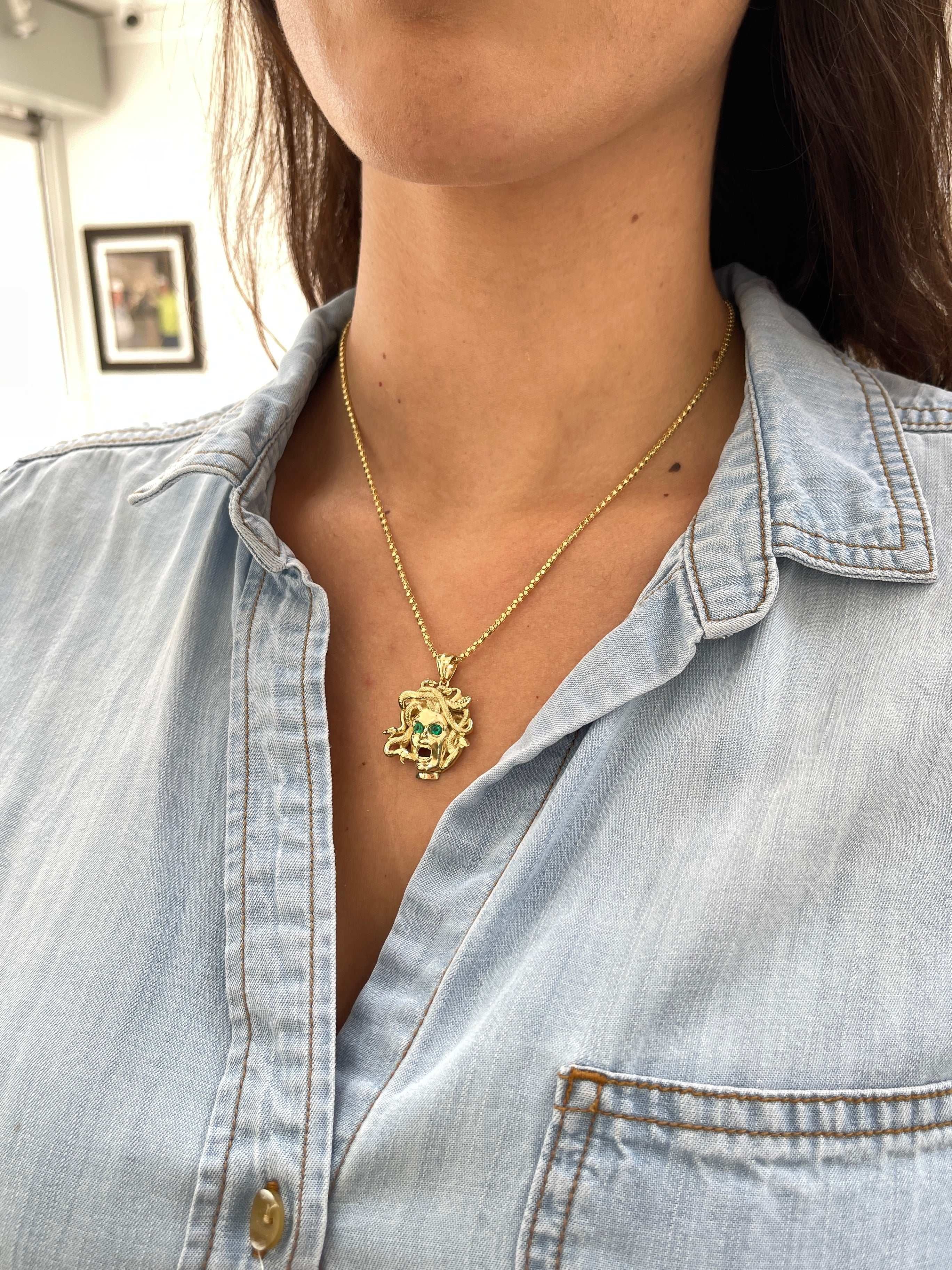 0.12tcw Solid Gold Emerald Medusa Sneak Head Pendant 14K