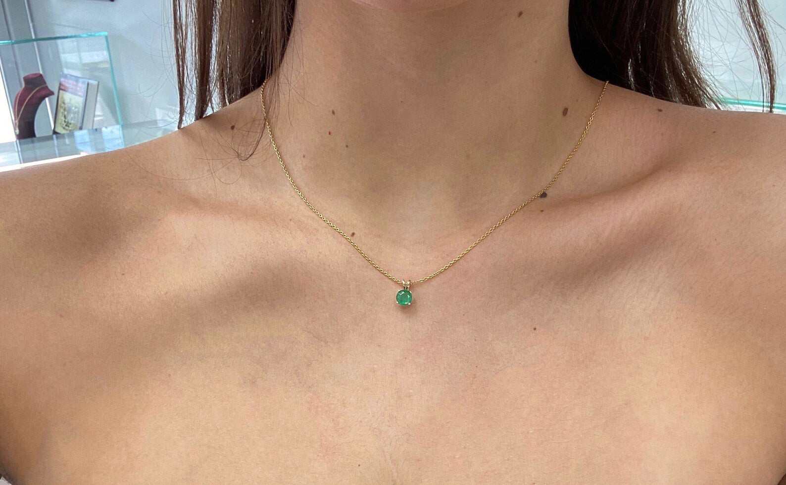 0.90 Carat Round Emerald Solitaire Double Bail Pendant 14K