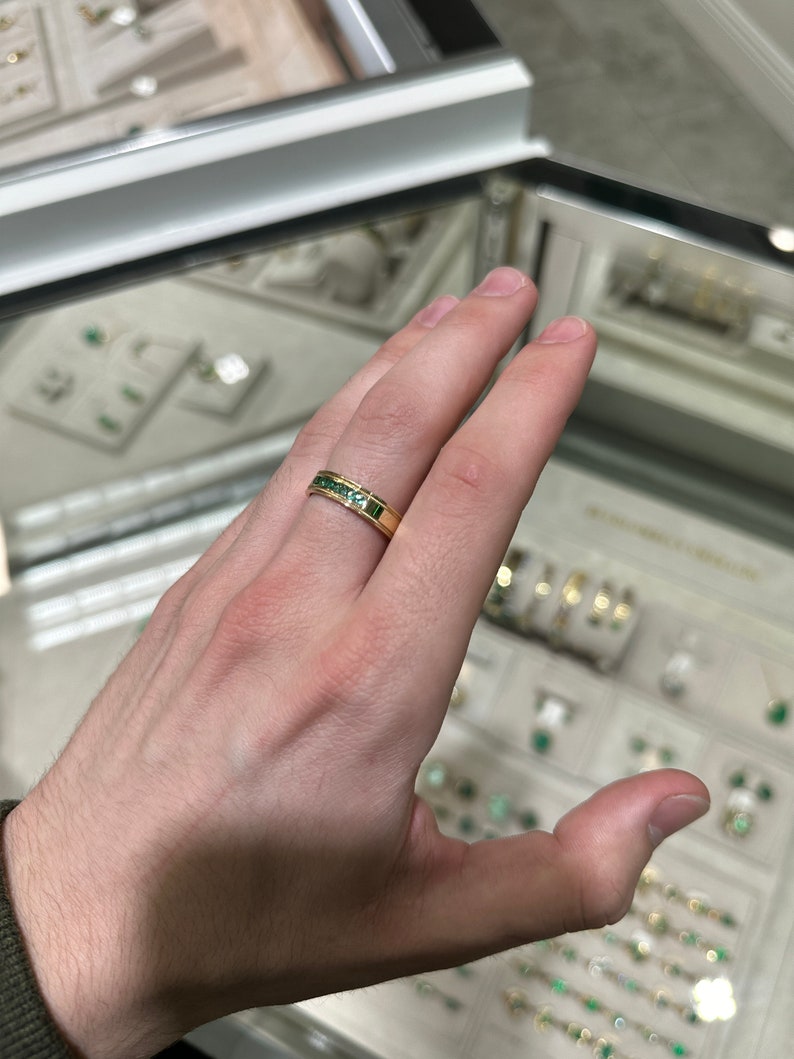 Medium green round cut men's and unisex emerald band, 14K gold, 0.40tcw from JR Colombian Emeralds.