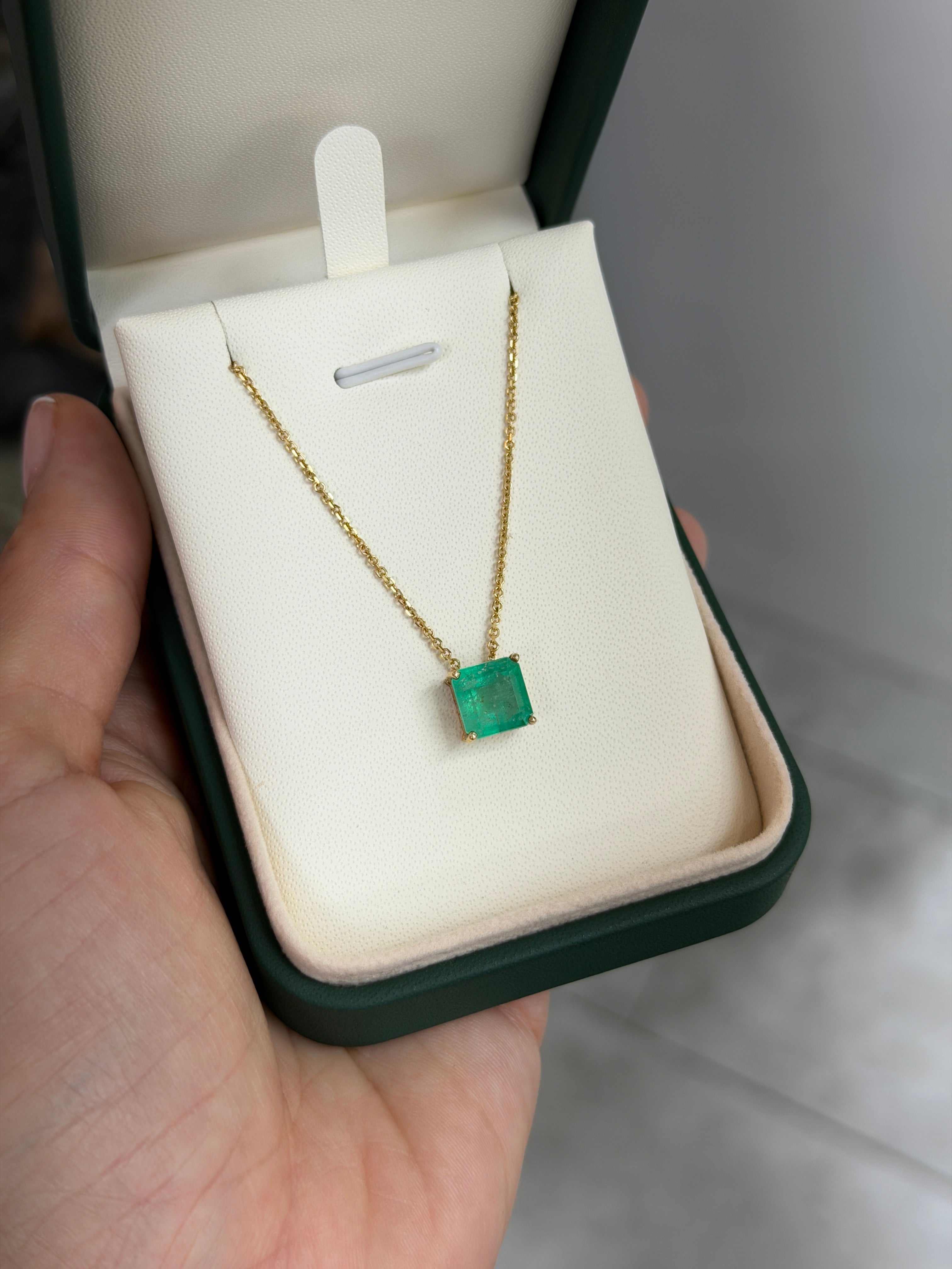 Asscher cut Colombian emerald sliding necklace with 3.0 carats in 14K gold from JR Colombian Emeralds.