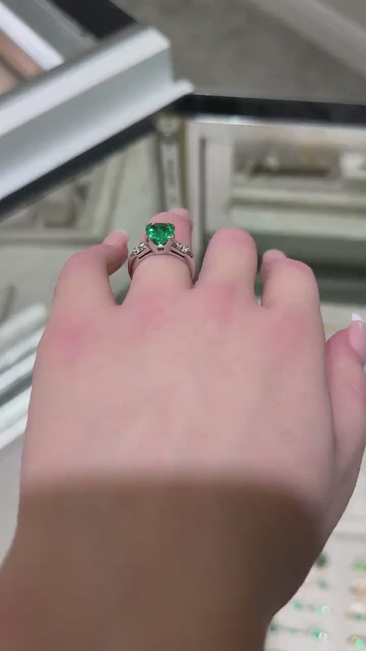 High-Quality 5 Stone Engagement Ring in 14K Gold featuring 2.40tcw Cushion Emerald