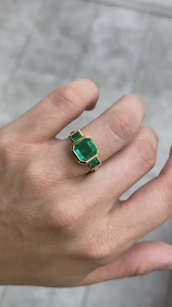 Elegant 4.08tcw Emerald Trilogy Ring in 14K Gold with Asscher Cut Center and Princess Cut Side Stones