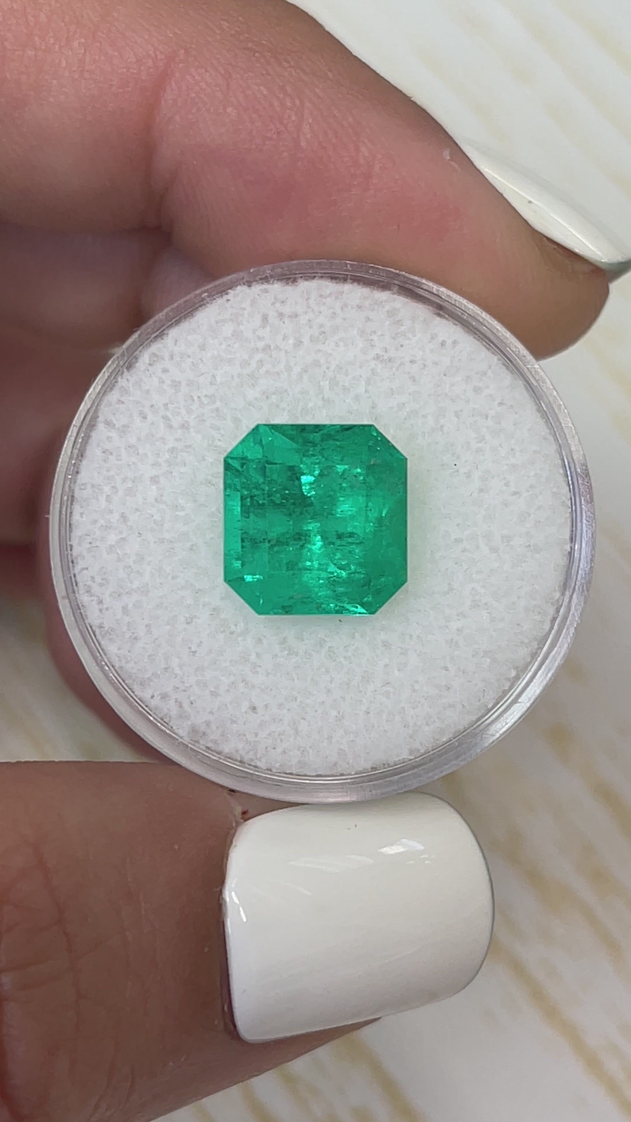 4.83 Carat 10x10 Vibrant Loose Colombian Emerald-Asscher Cut