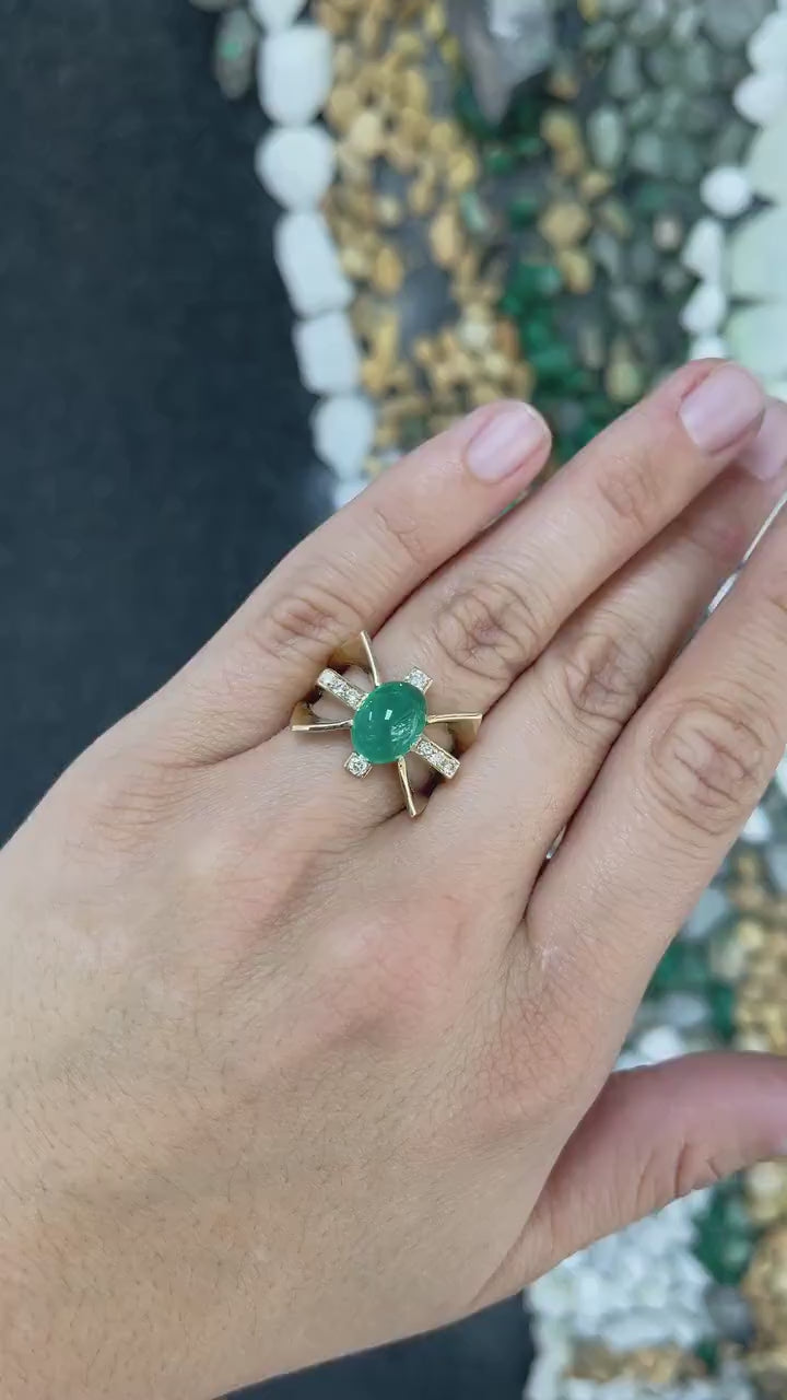 5.12tcw 14K Natural Green Cabochon Cut Emerald & Diamond Accent Gold Star Styled Statement Ring