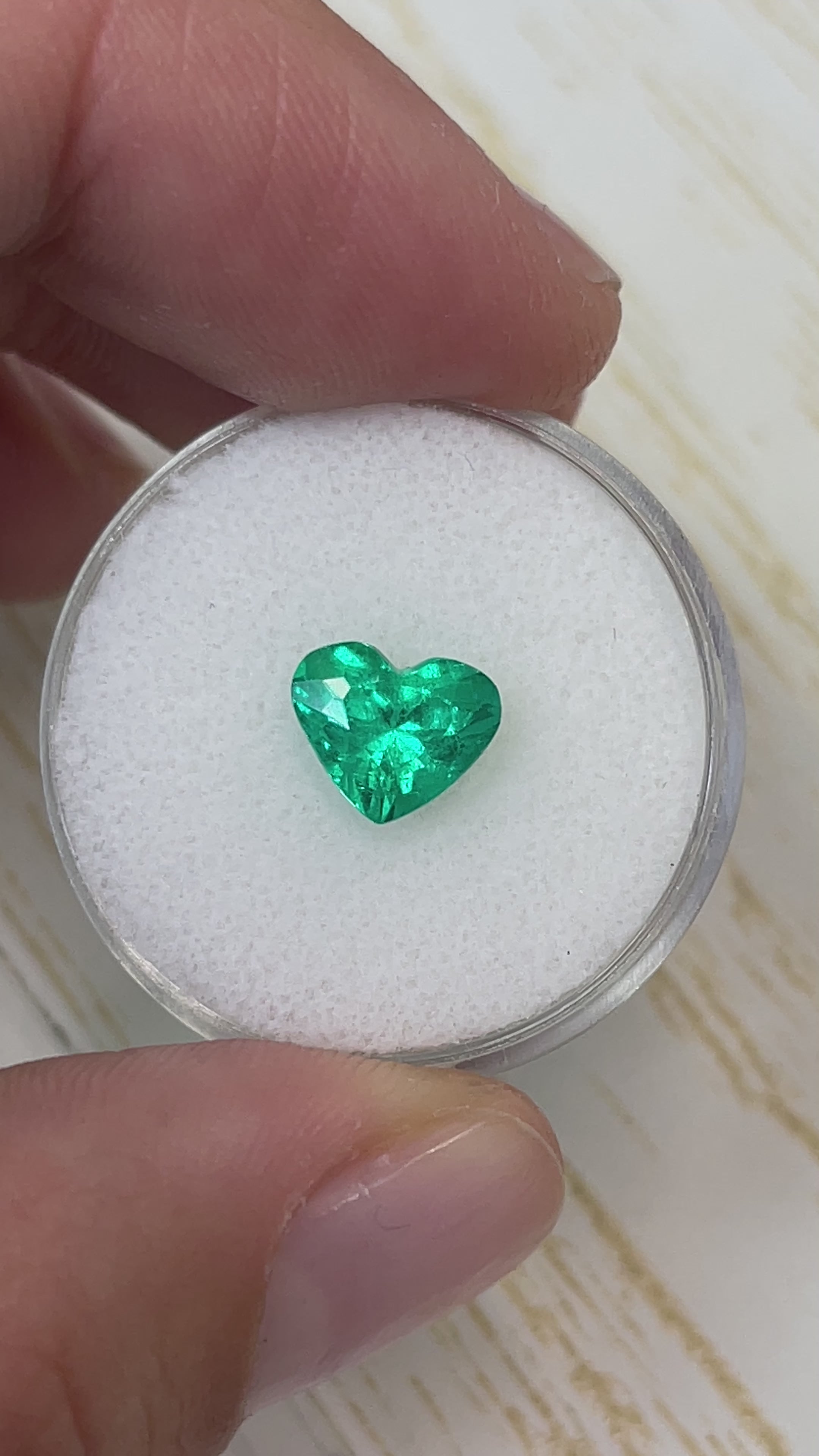 1.62 Carat VS Clarity Green Natural Loose Colombian Emerald-Heart Cut Ring