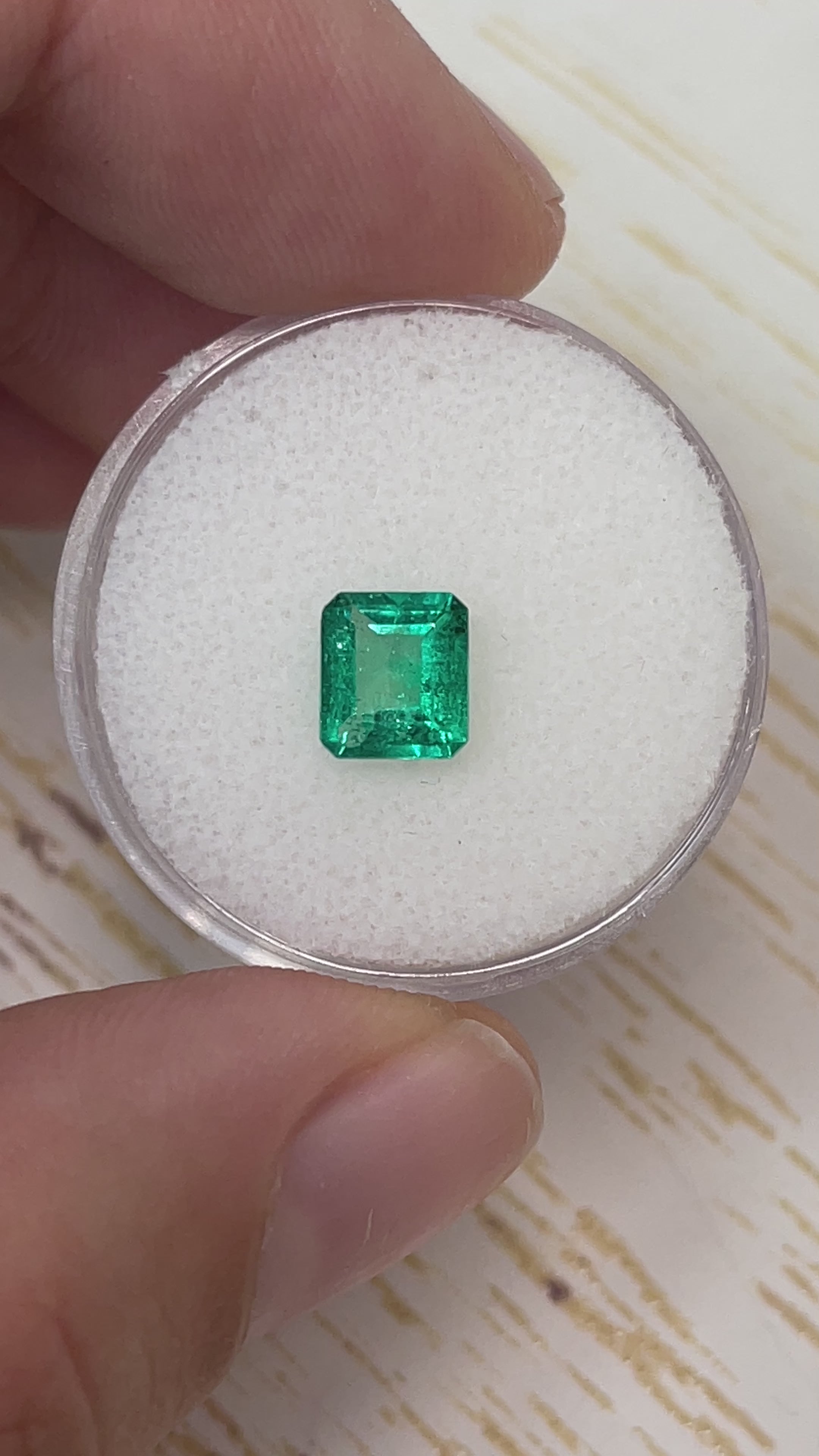 0.90 Carat 7x6 Vivid Green Natural Loose Colombian Emerald- Emerald Cut