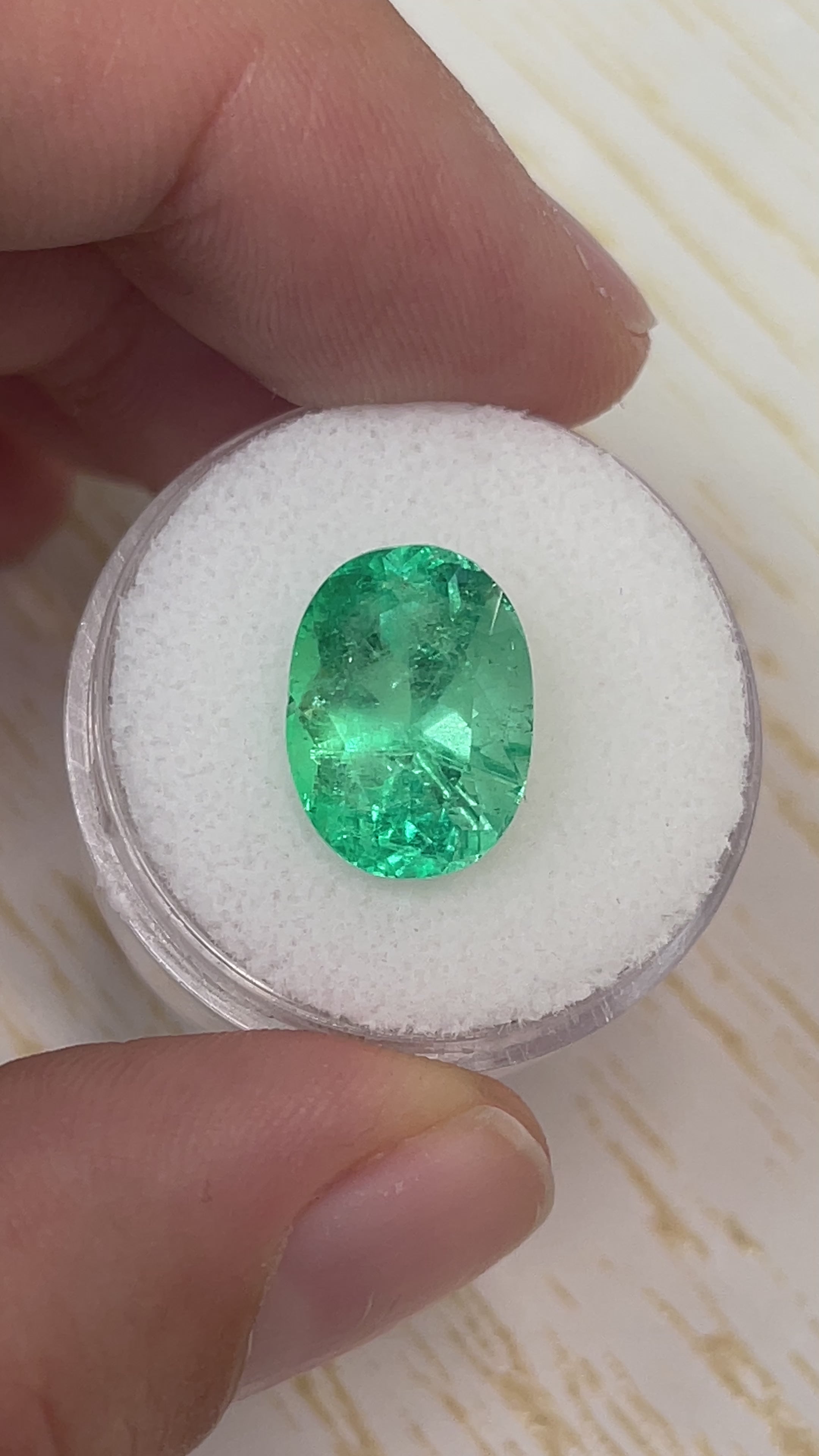 6.40 Carat Medium Green Natural Loose Colombian Emerald-Oval Cut